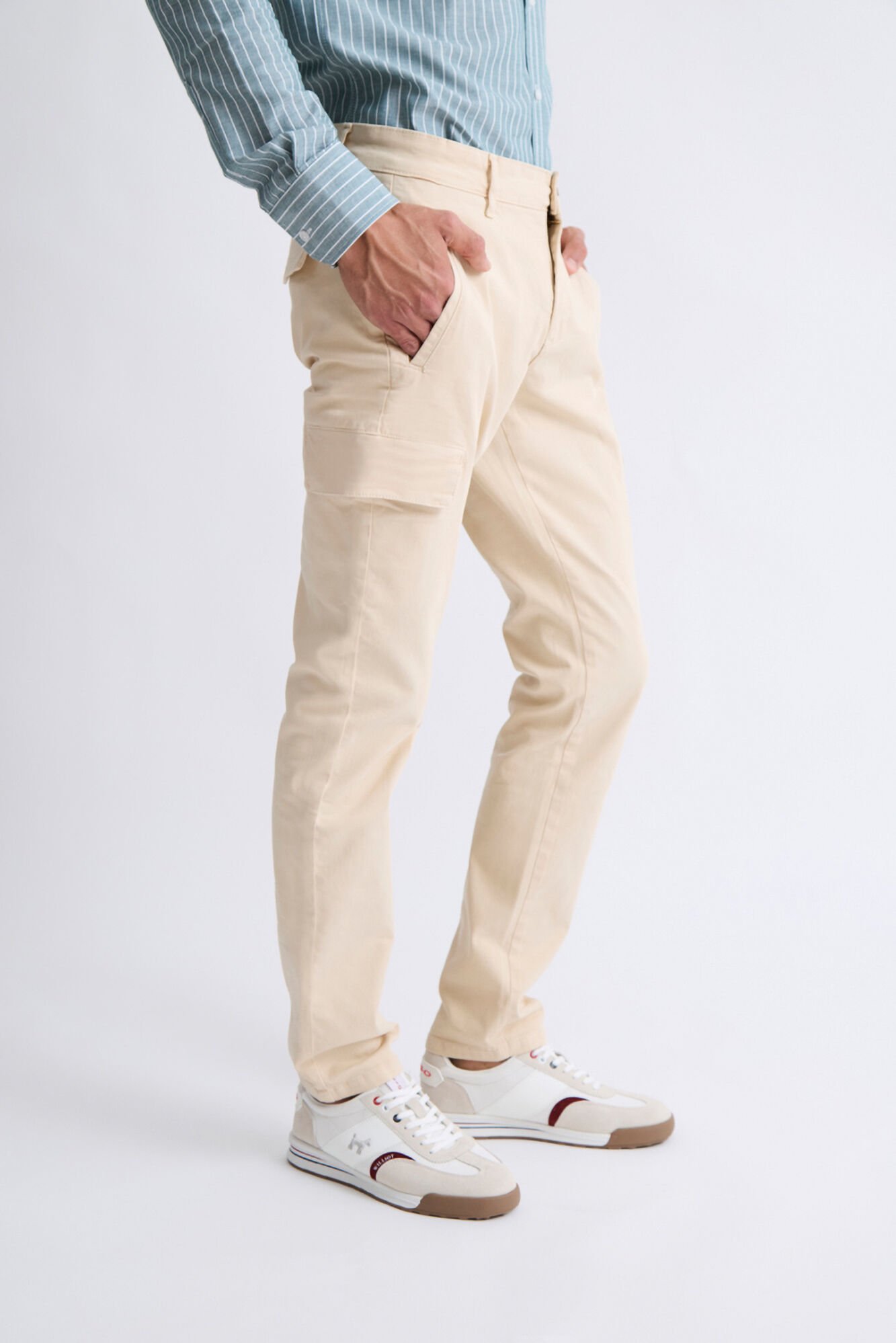 Williot Cal&ccedil;a cargo Tostado