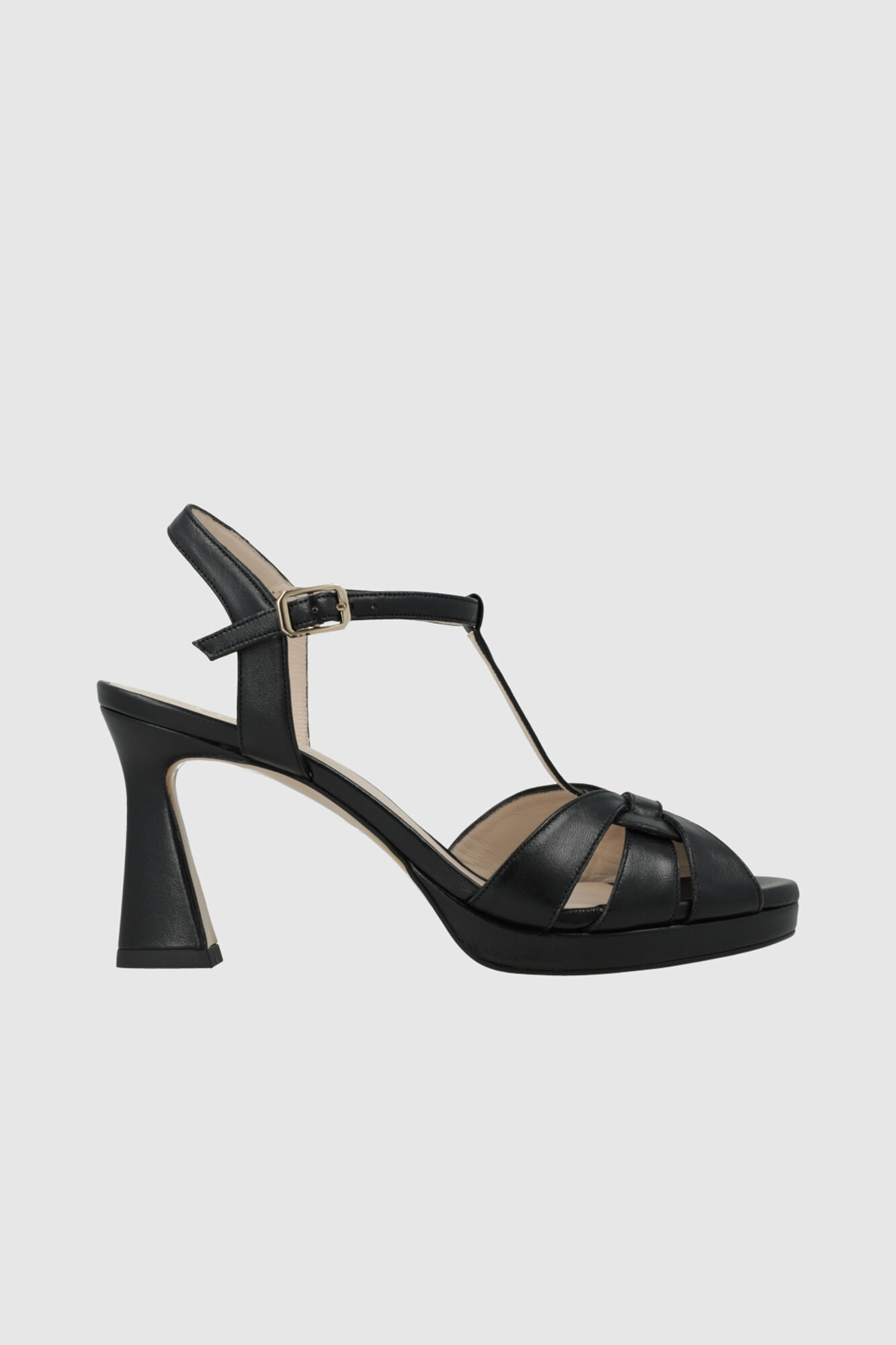 Lodi Sand&aacute;lia salto Preto