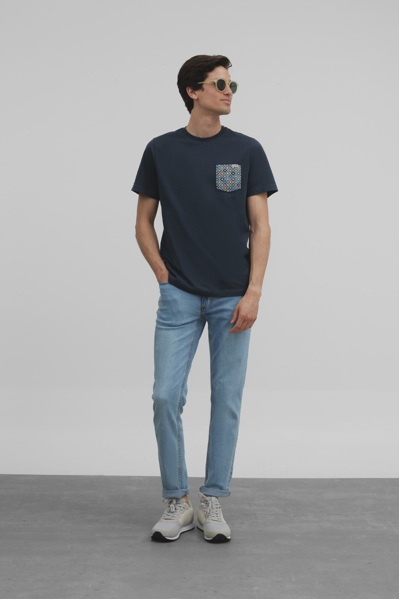 Silbon Classic T-shirt with ethnic pocket Navy