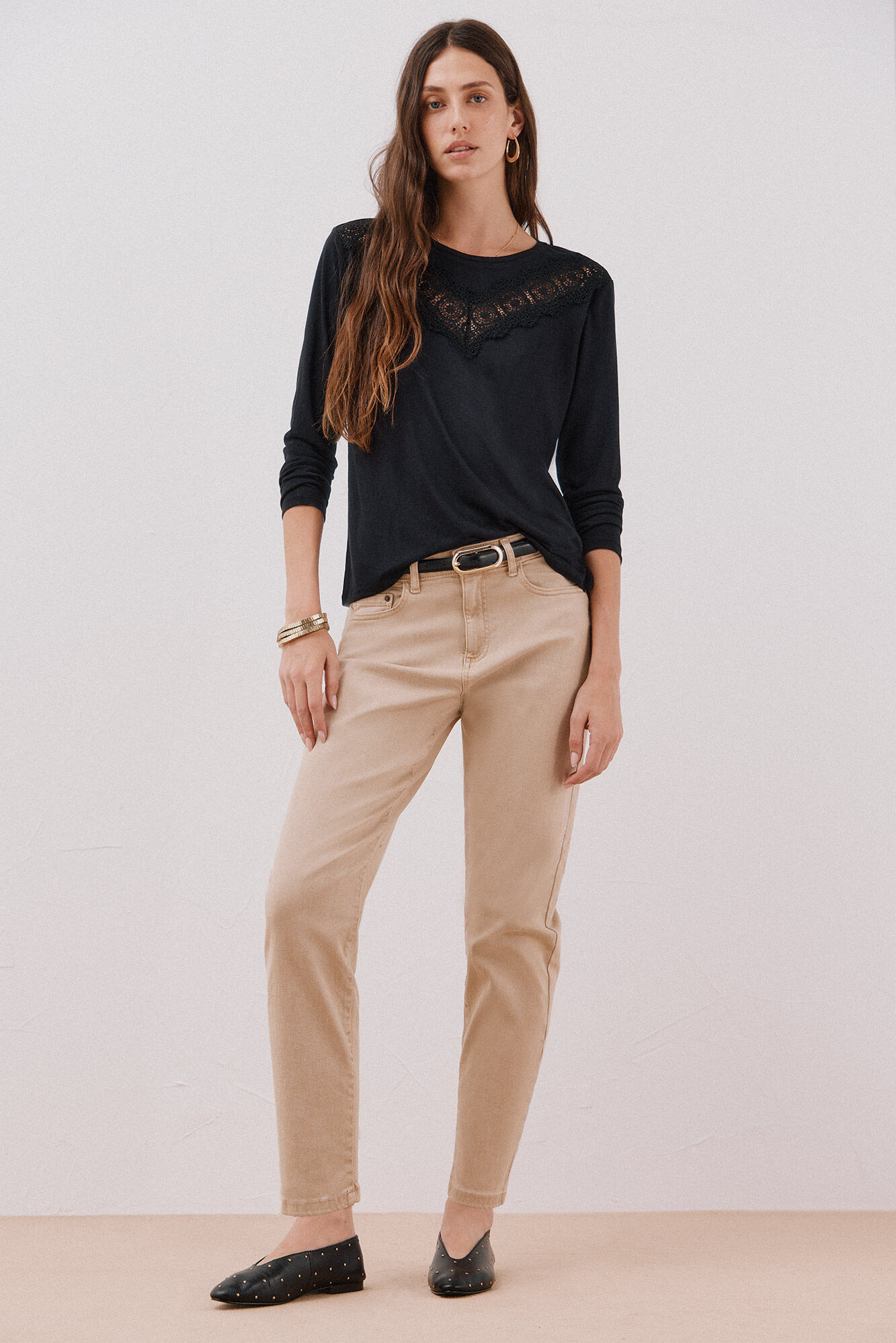Cortefiel Camiseta detalle encaje floral Negro