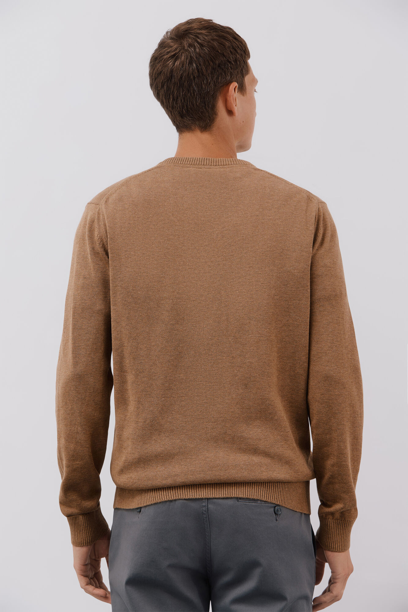 Cortefiel Fine jersey-knit cotton v neck jersey Beige