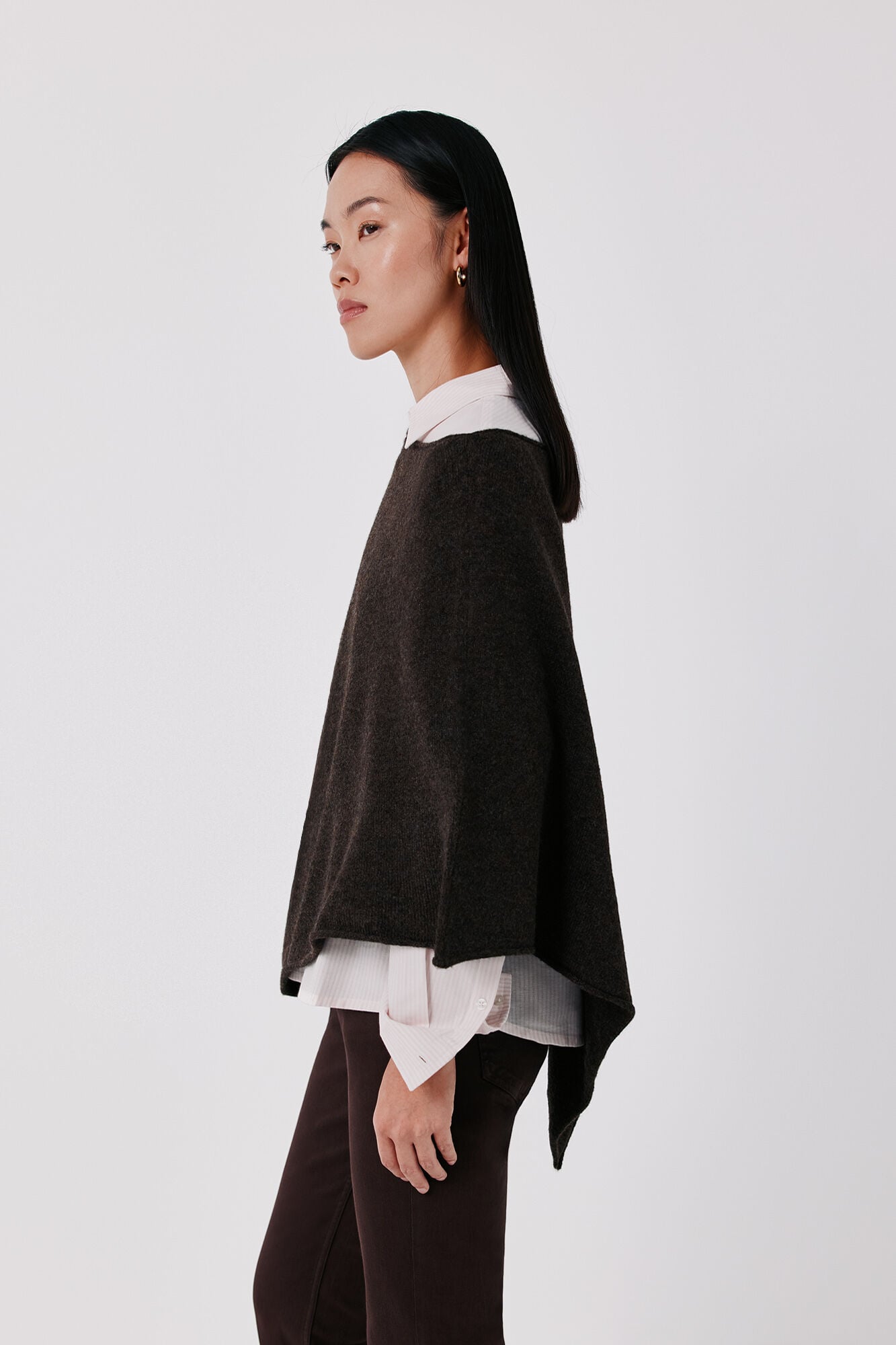 Cortefiel Poncho tacto suave Marr&oacute;n oscuro