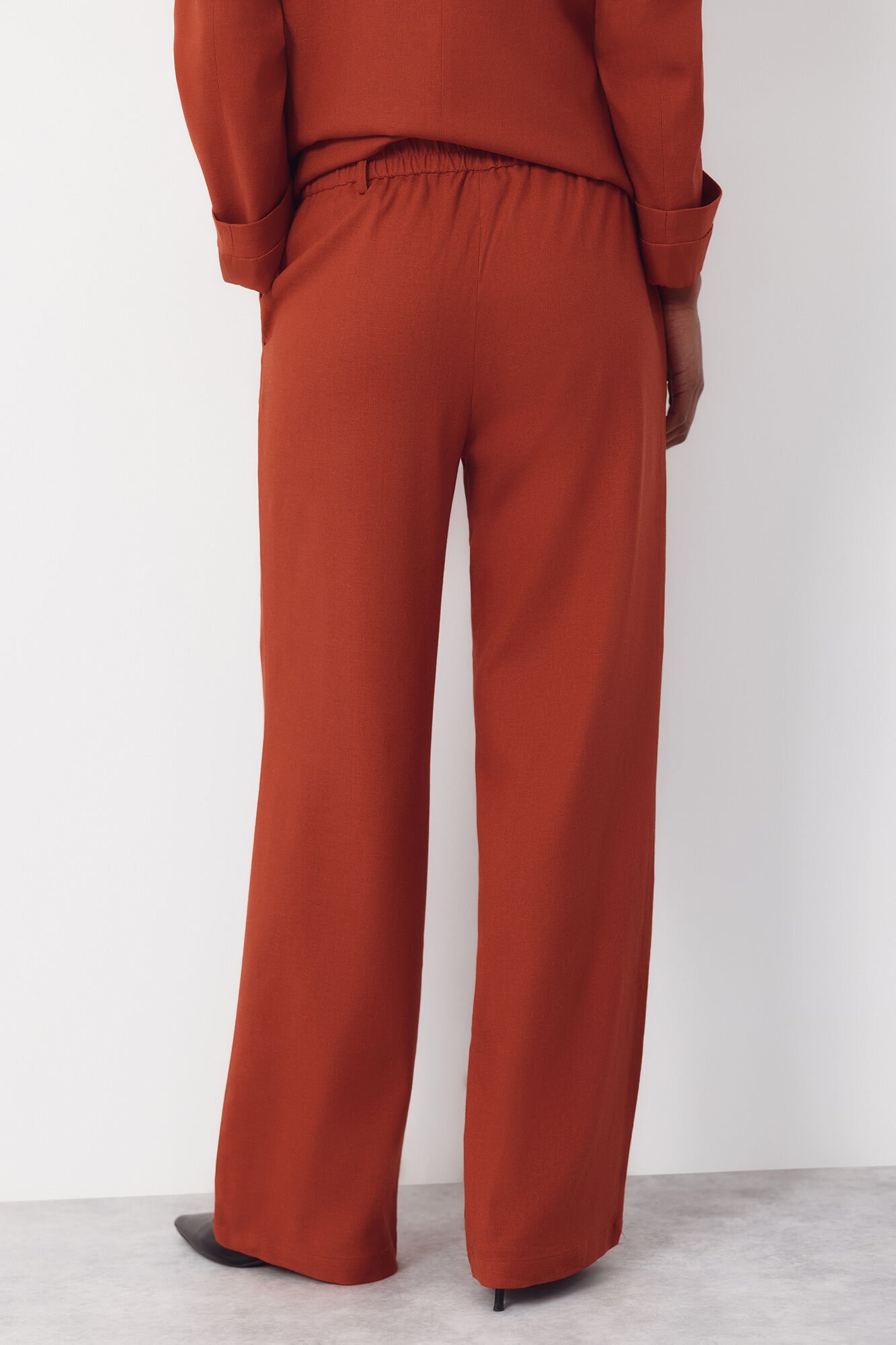 Cortefiel Wide-leg trousers with linen Orange