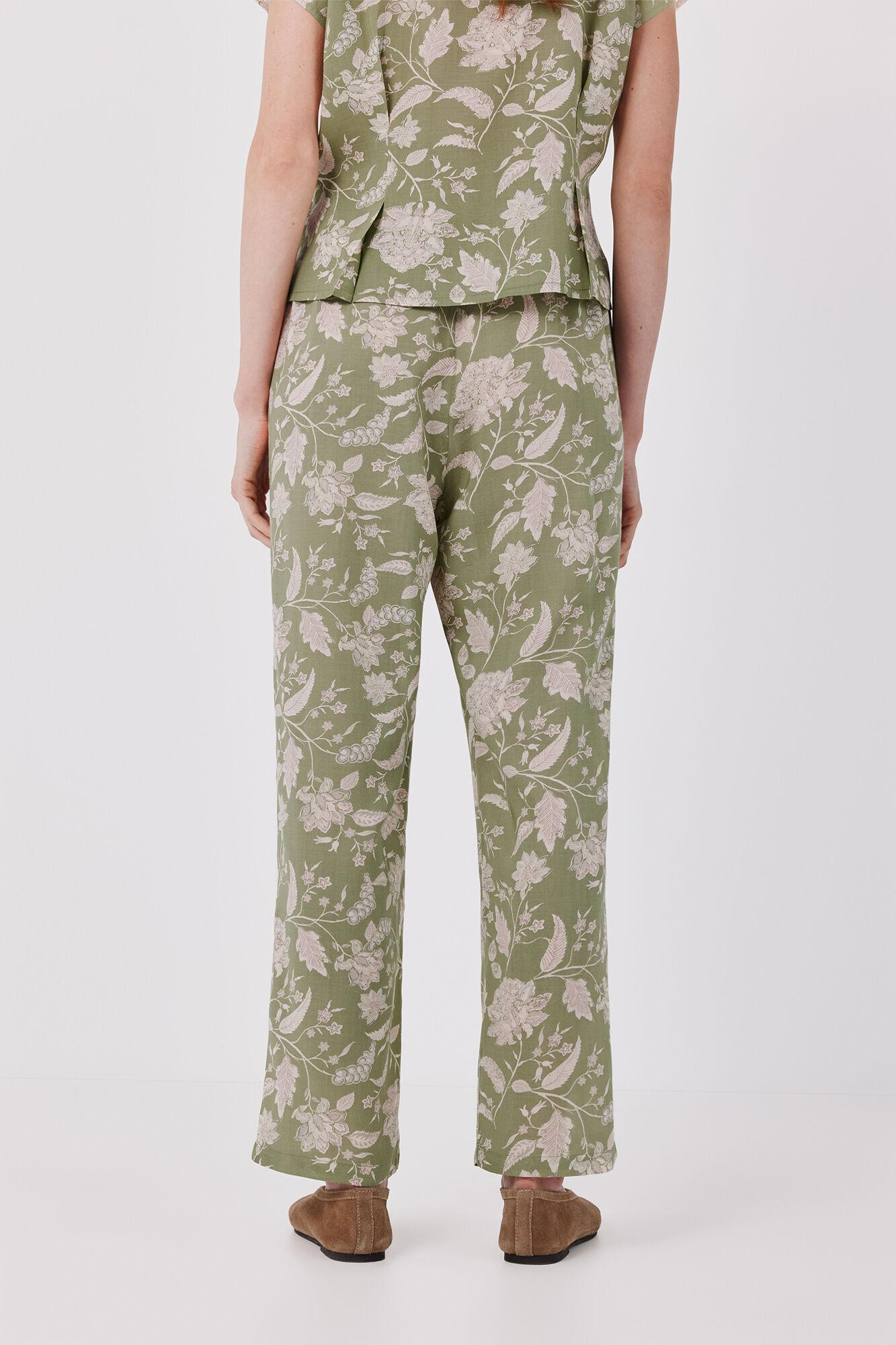 Cortefiel Printed fluid trousers Printed green