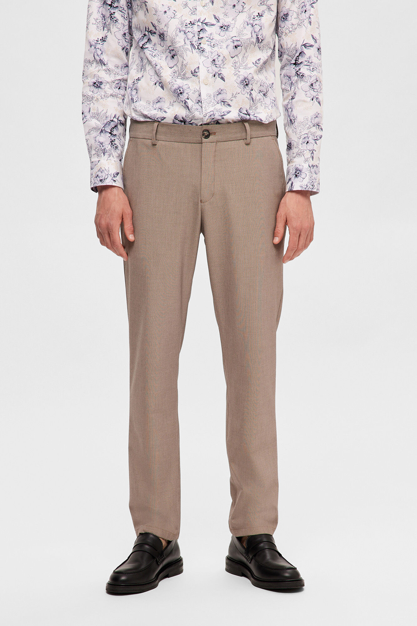 Selected Cal&ccedil;a formais slim fit. Tostado