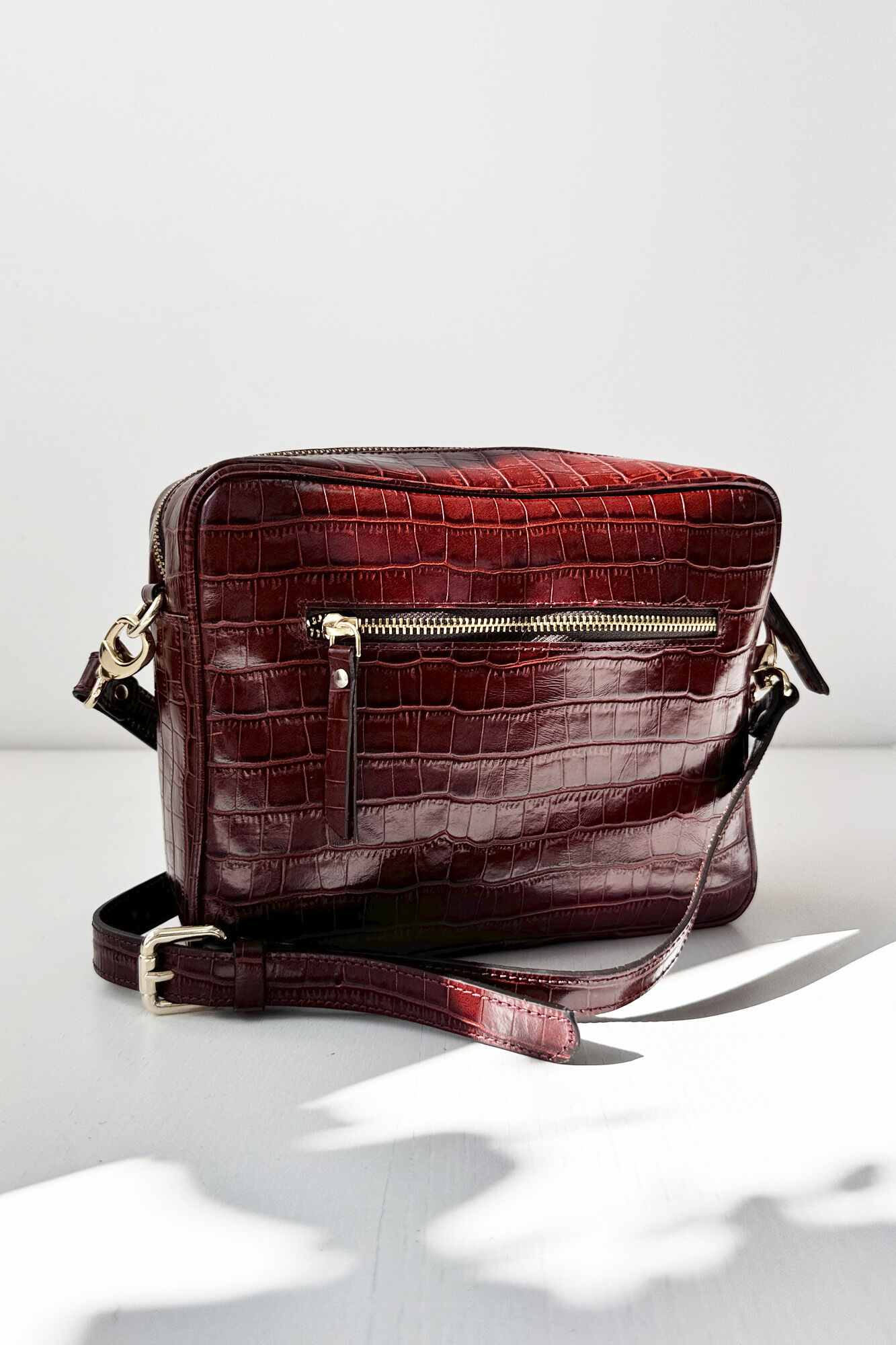 The Code Bandolera charlotte praline Marr&oacute;n