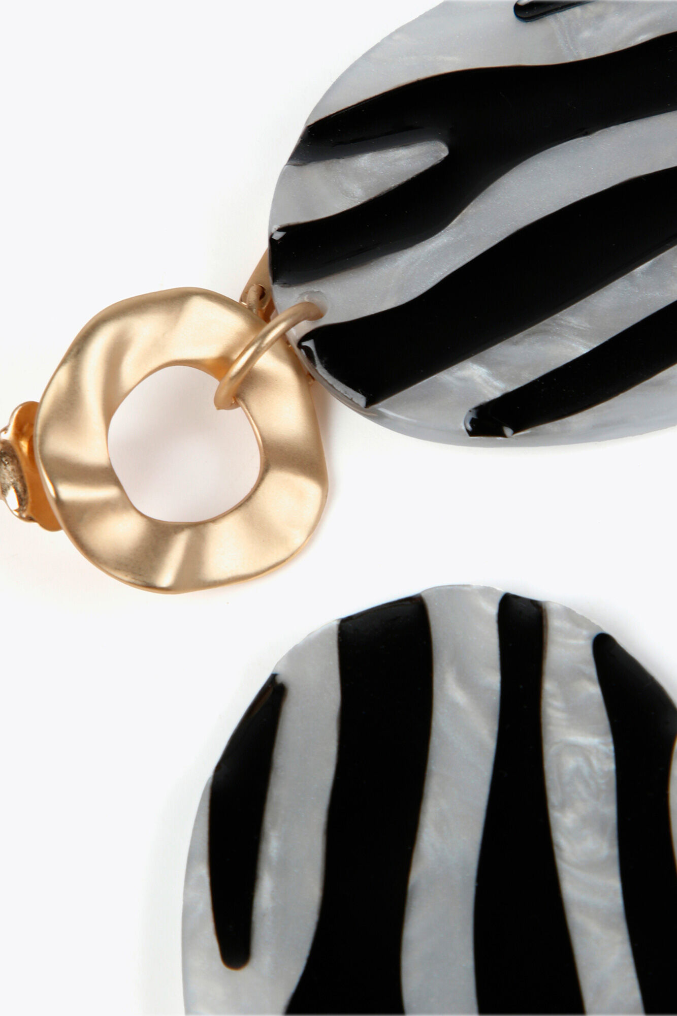 Lola Casademunt Brincos estampa zebra Impress&atilde;o