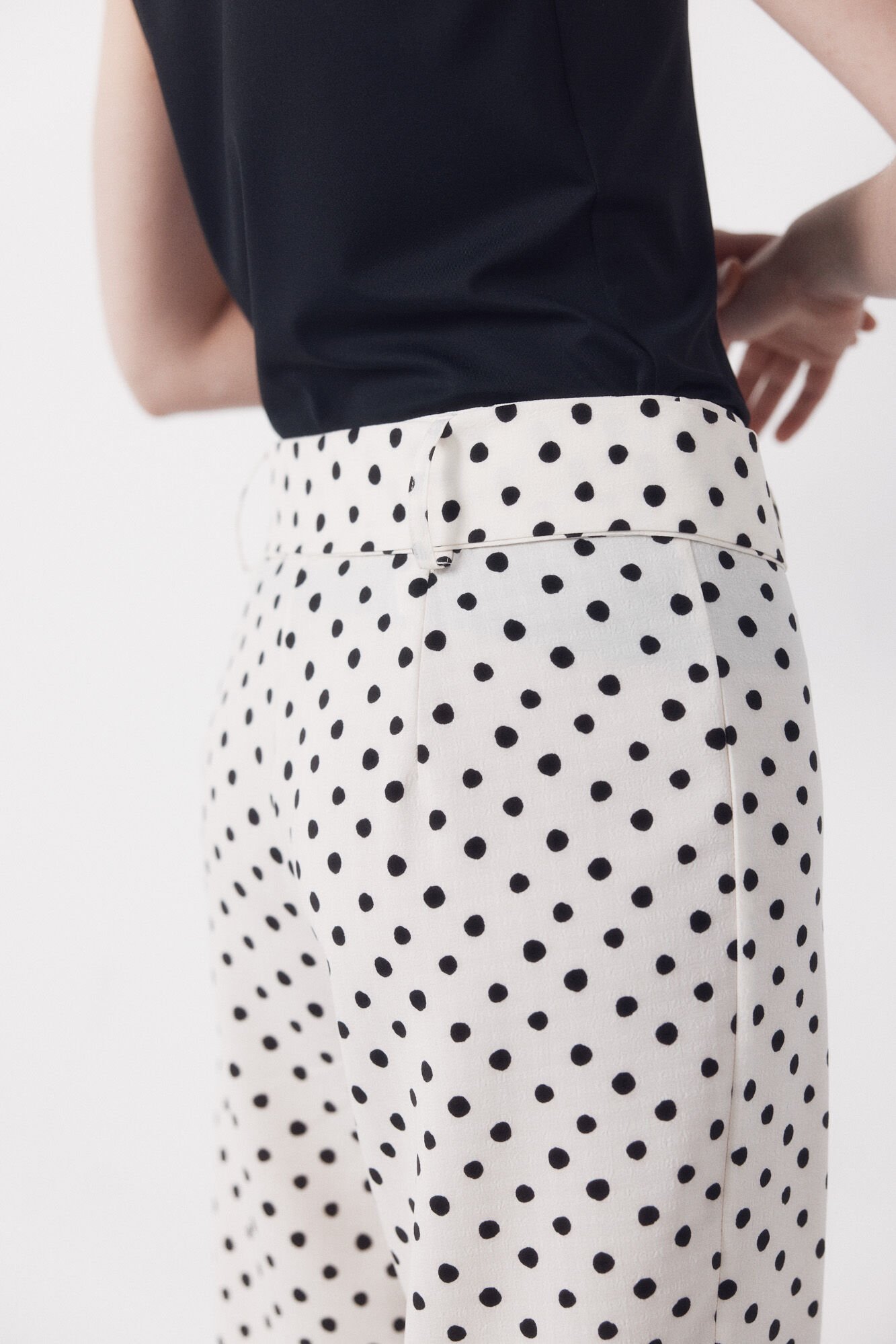 Cortefiel Structured fluid trousers Printed white