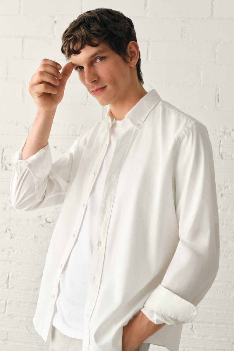 Cortefiel Camisa lisa em oxford leve
