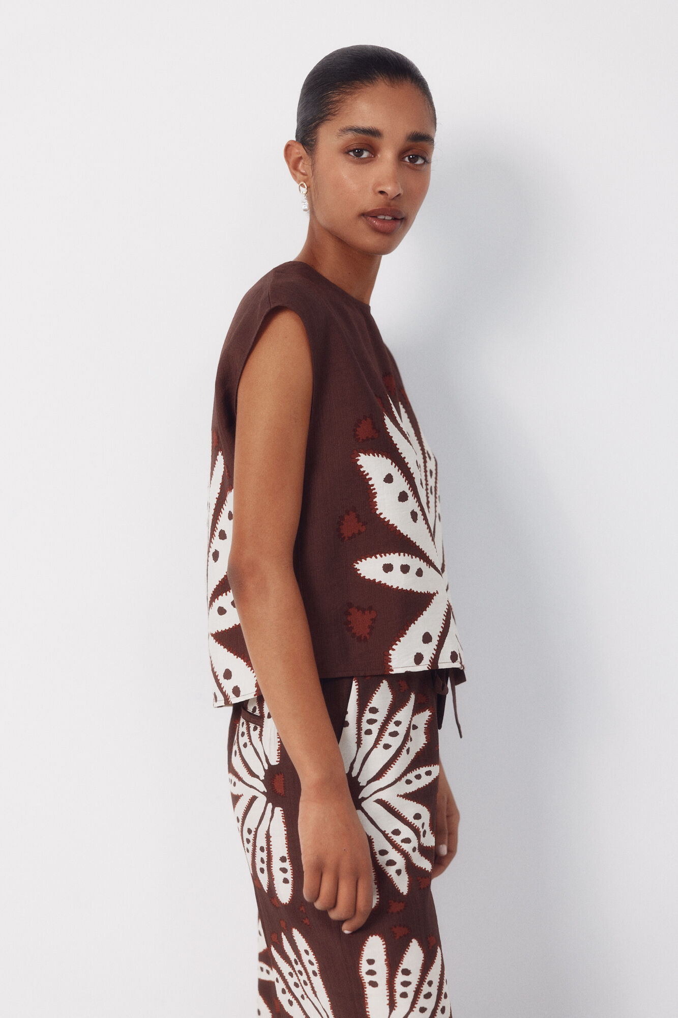 Cortefiel Printed top Dark brown