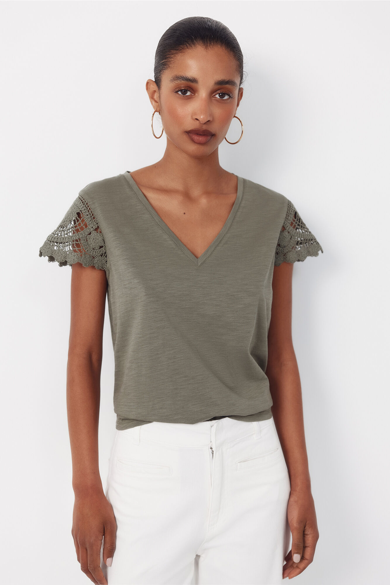 Crochet sleeve sleeve -shirt