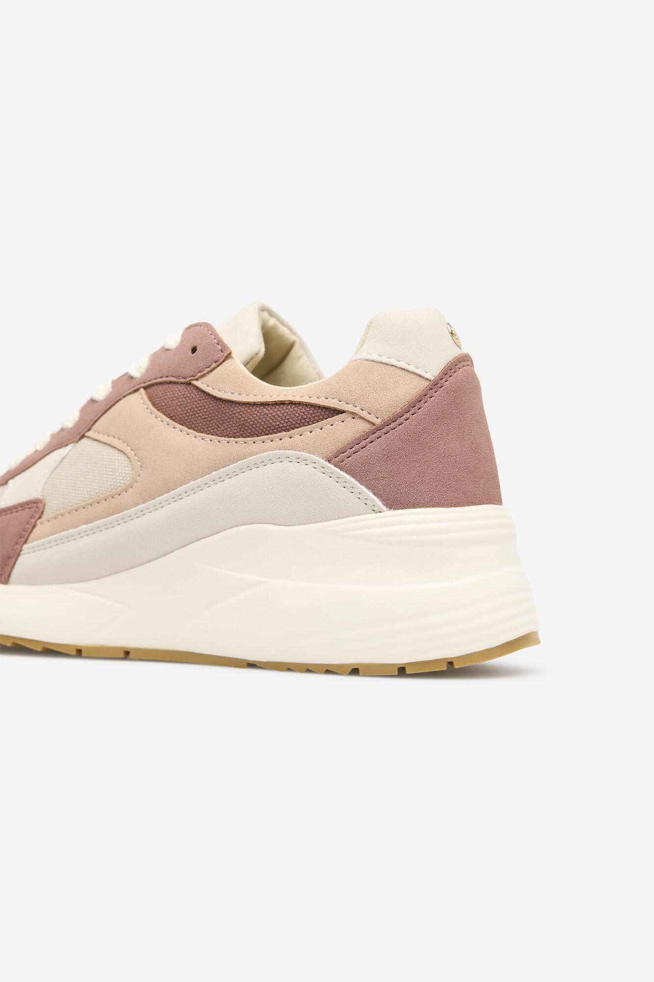 Cortefiel Sole soled shoe Pink