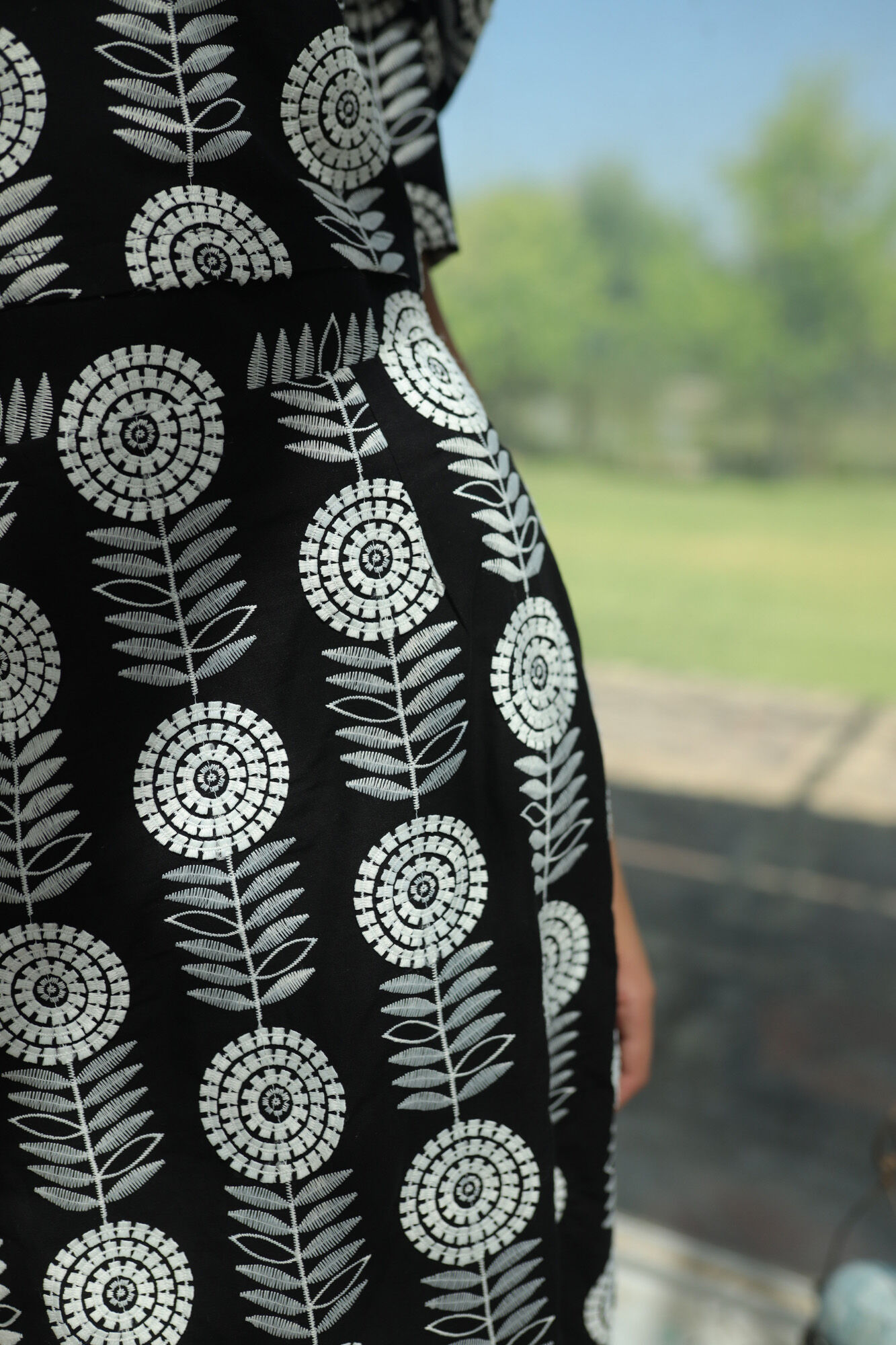 Panambi Falda flores bordadas