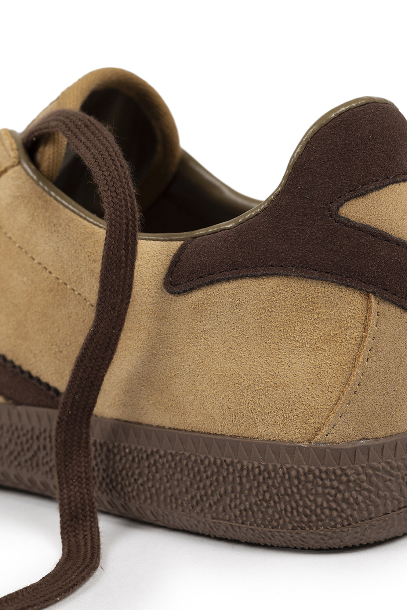 Munich Zapatilla Barru 180 Beige