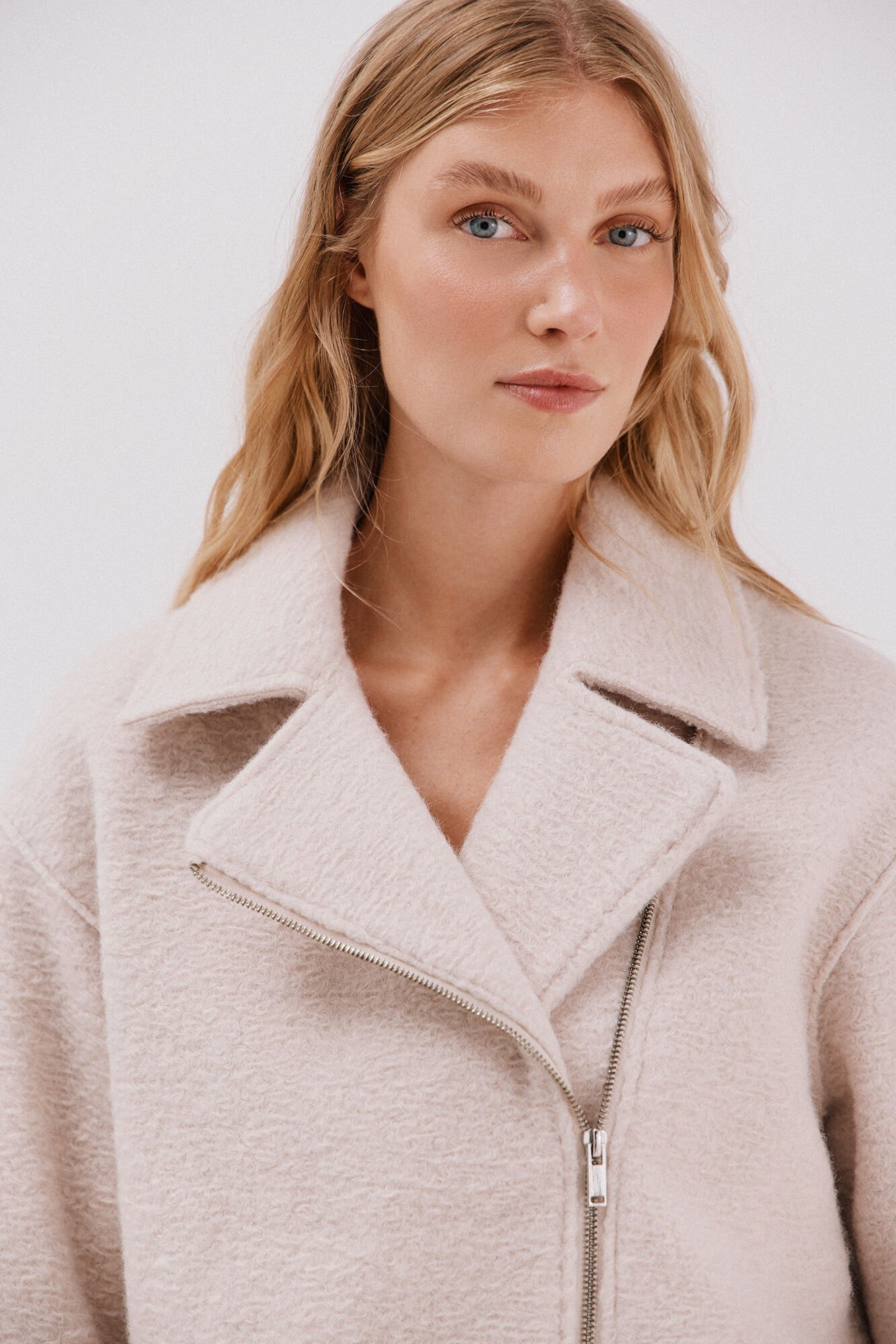 Cortefiel Short biker-style coat Ivory