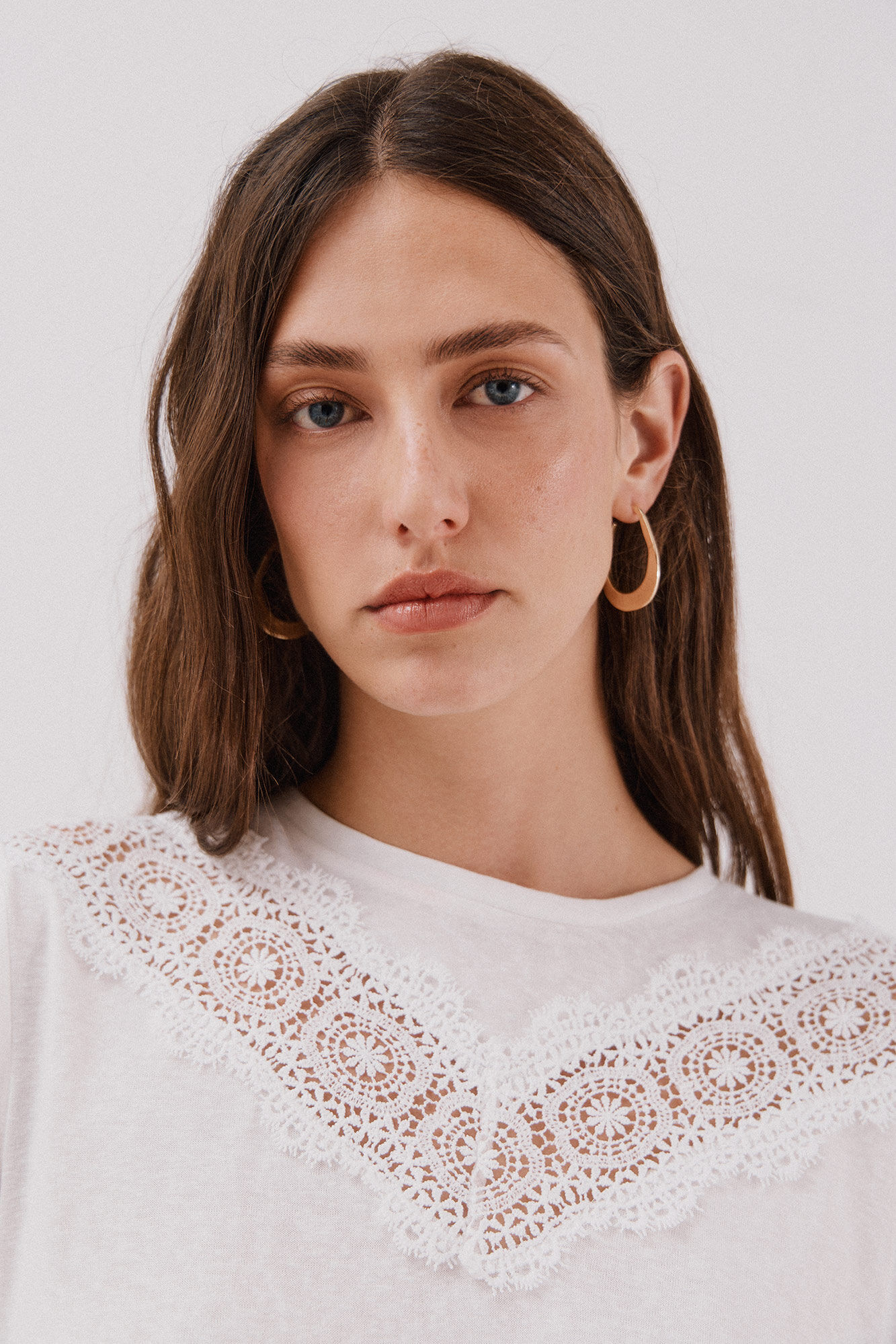 Cortefiel Floral lace detail t-shirt White