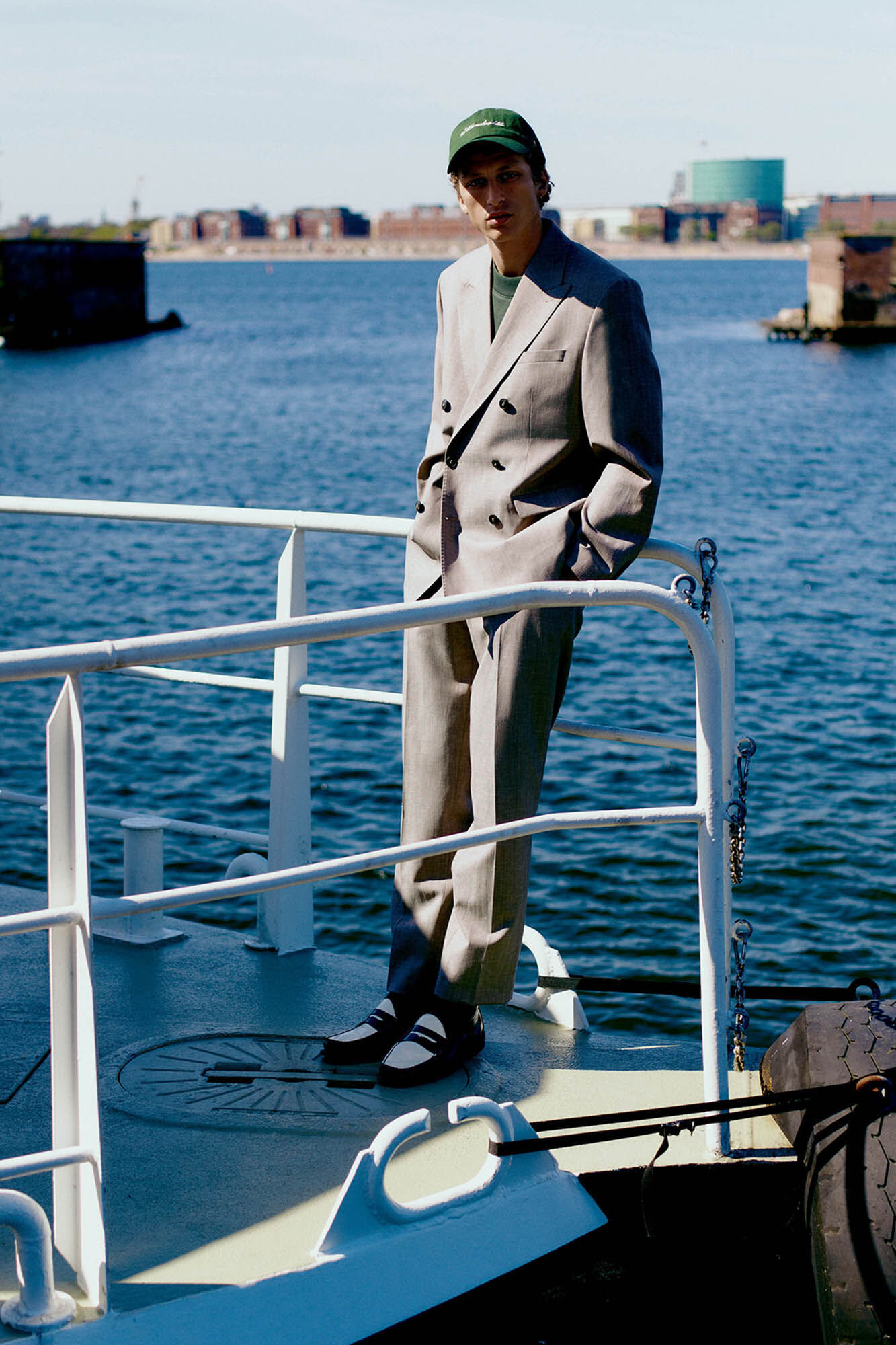 Selected Bon&eacute; bordado 100% algod&atilde;o org&acirc;nico