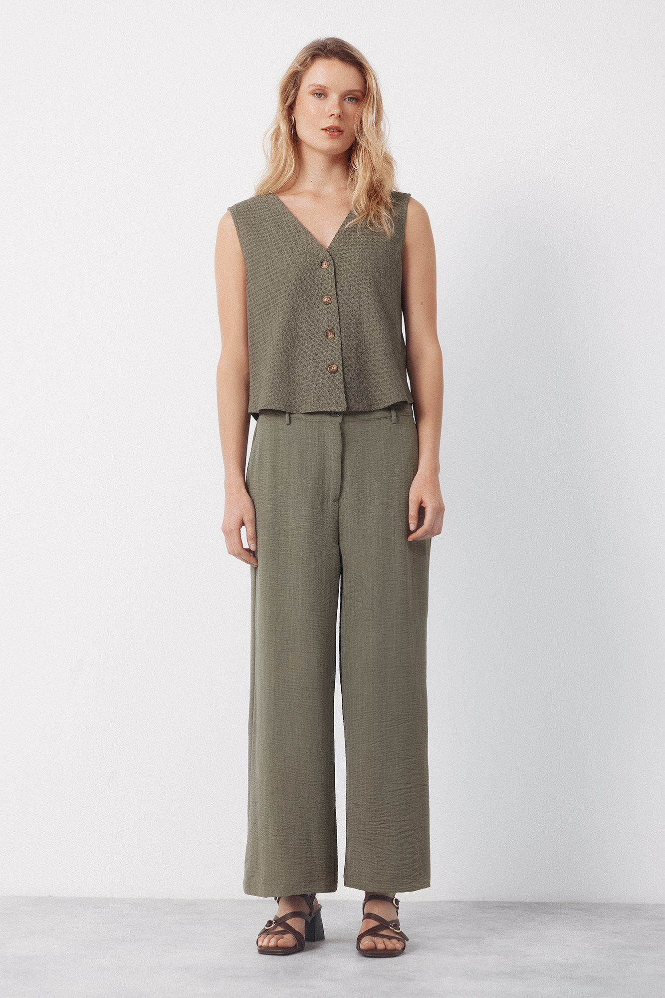 Cortefiel Textured pants
