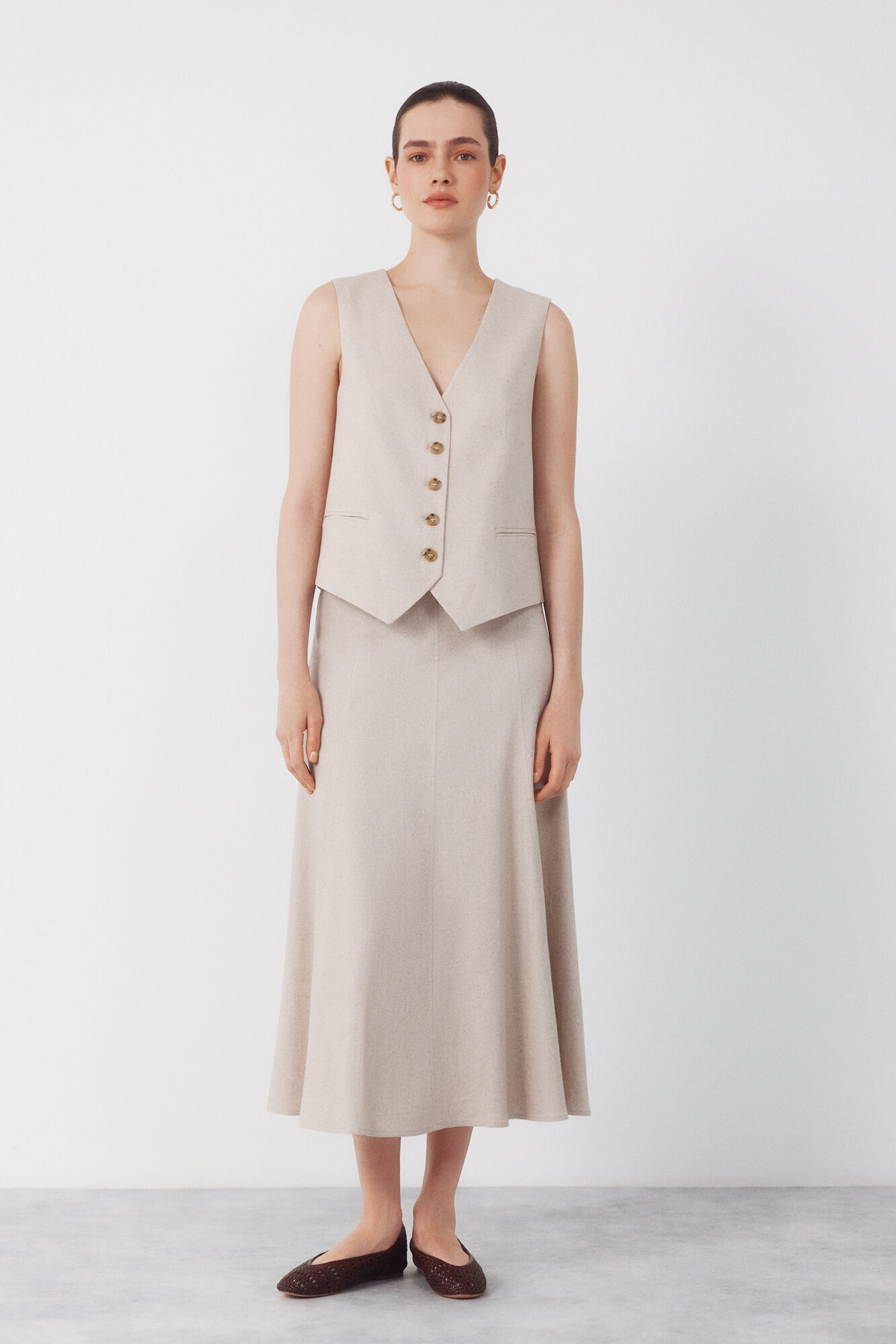 Cortefiel Flared skirt with belt Nude