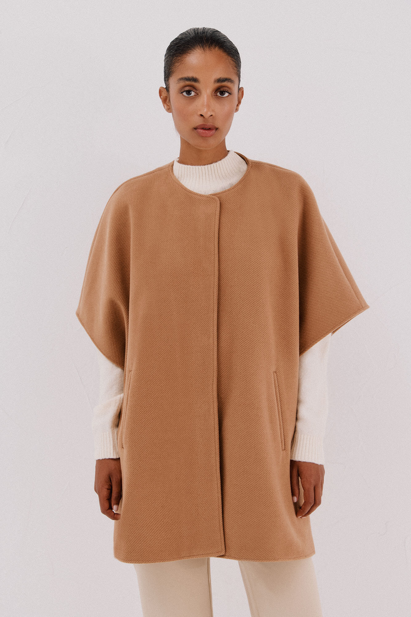 Cortefiel Camel cape with scarf Beige