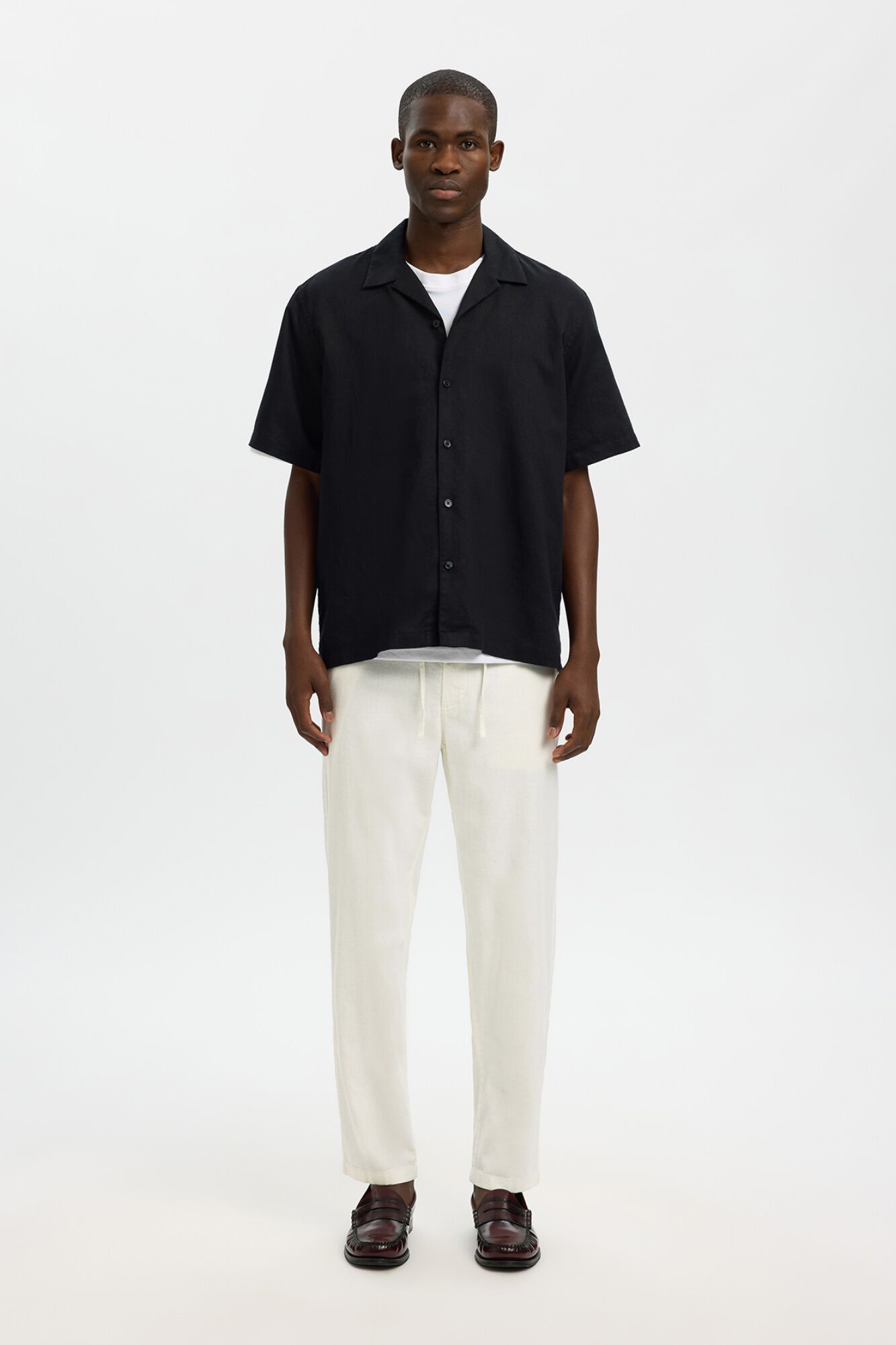 Selected Pantal&oacute;n chino lino