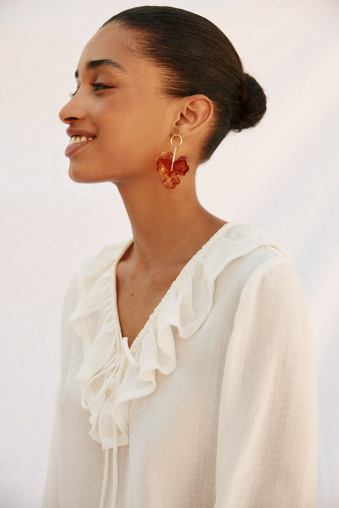 Cortefiel Flounced blouse White