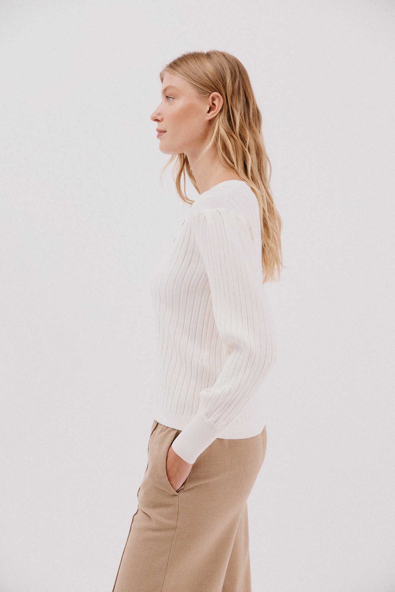 Cortefiel V-neck jumper with buttons White