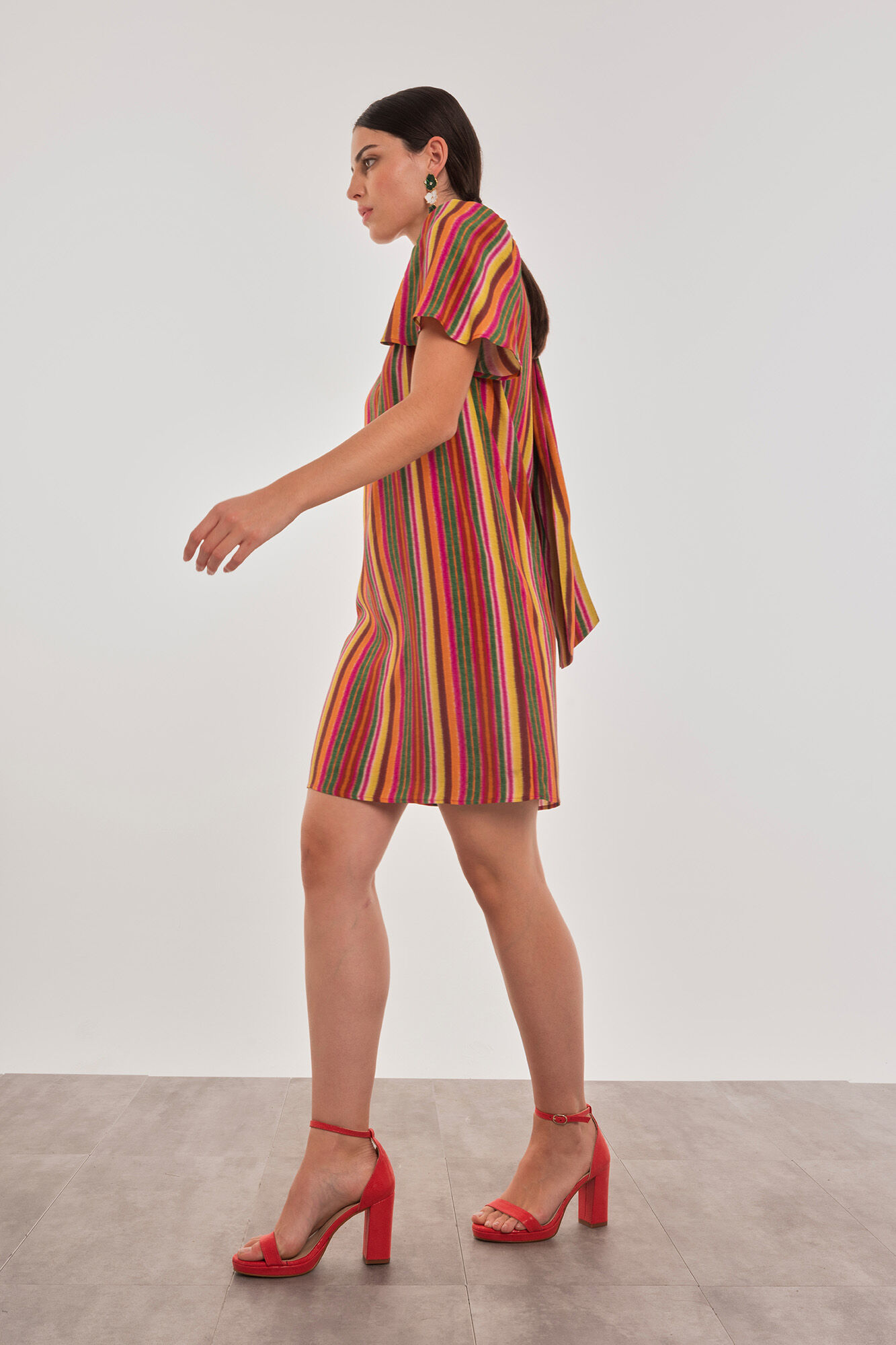 Dolores Promesas Short dress with short sleeves Multicolour