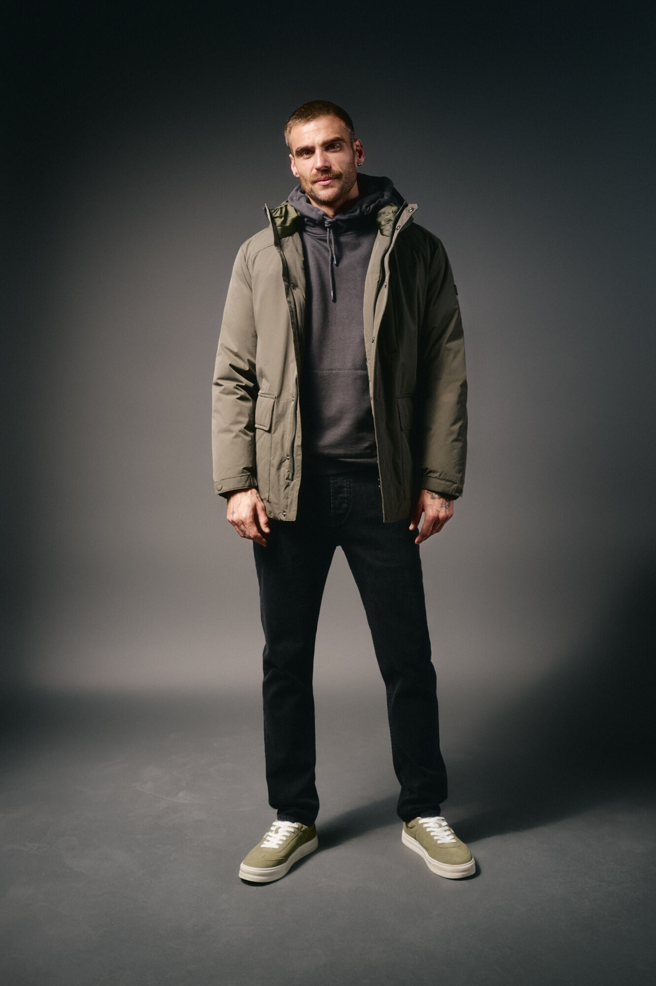 OOTO Sweatshirt com capuz Cinzento