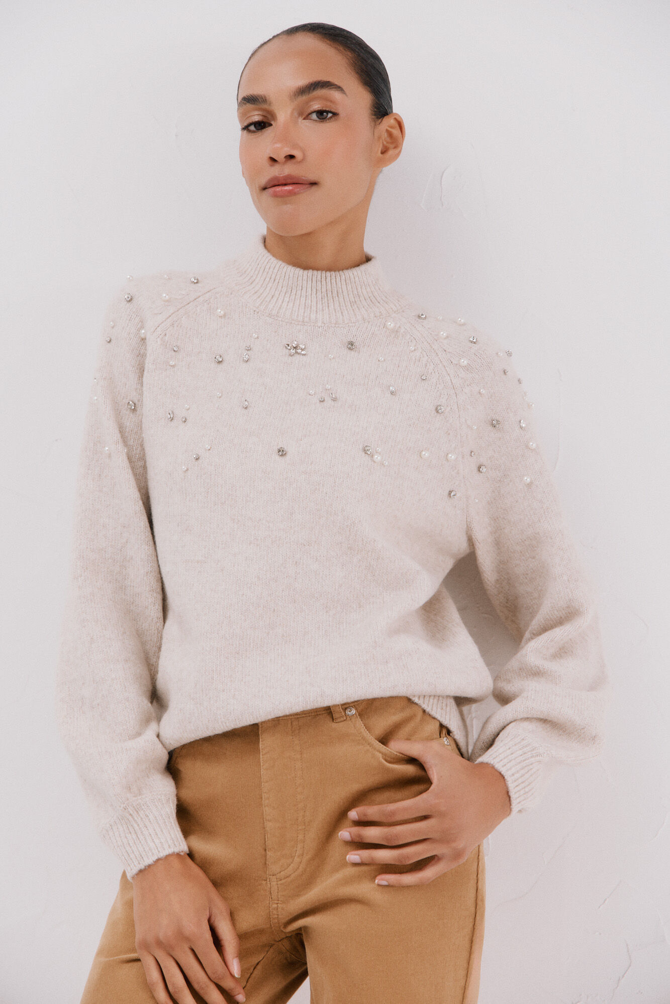 Cortefiel Jersey strass y perlas