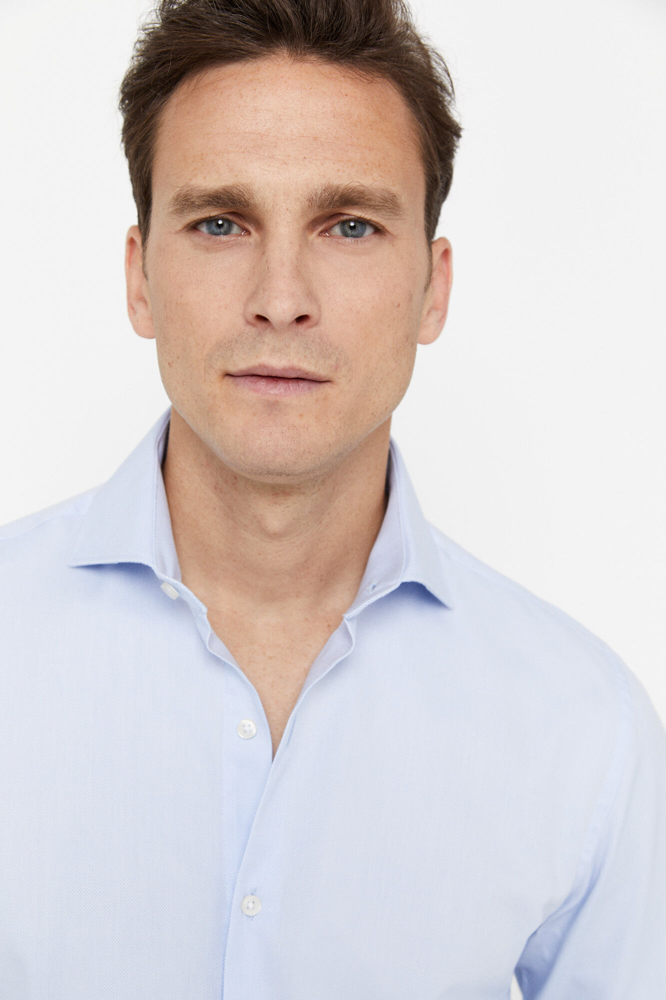 Cortefiel Plain easy-iron structured dress shirt with cuffs and cufflinks Blue