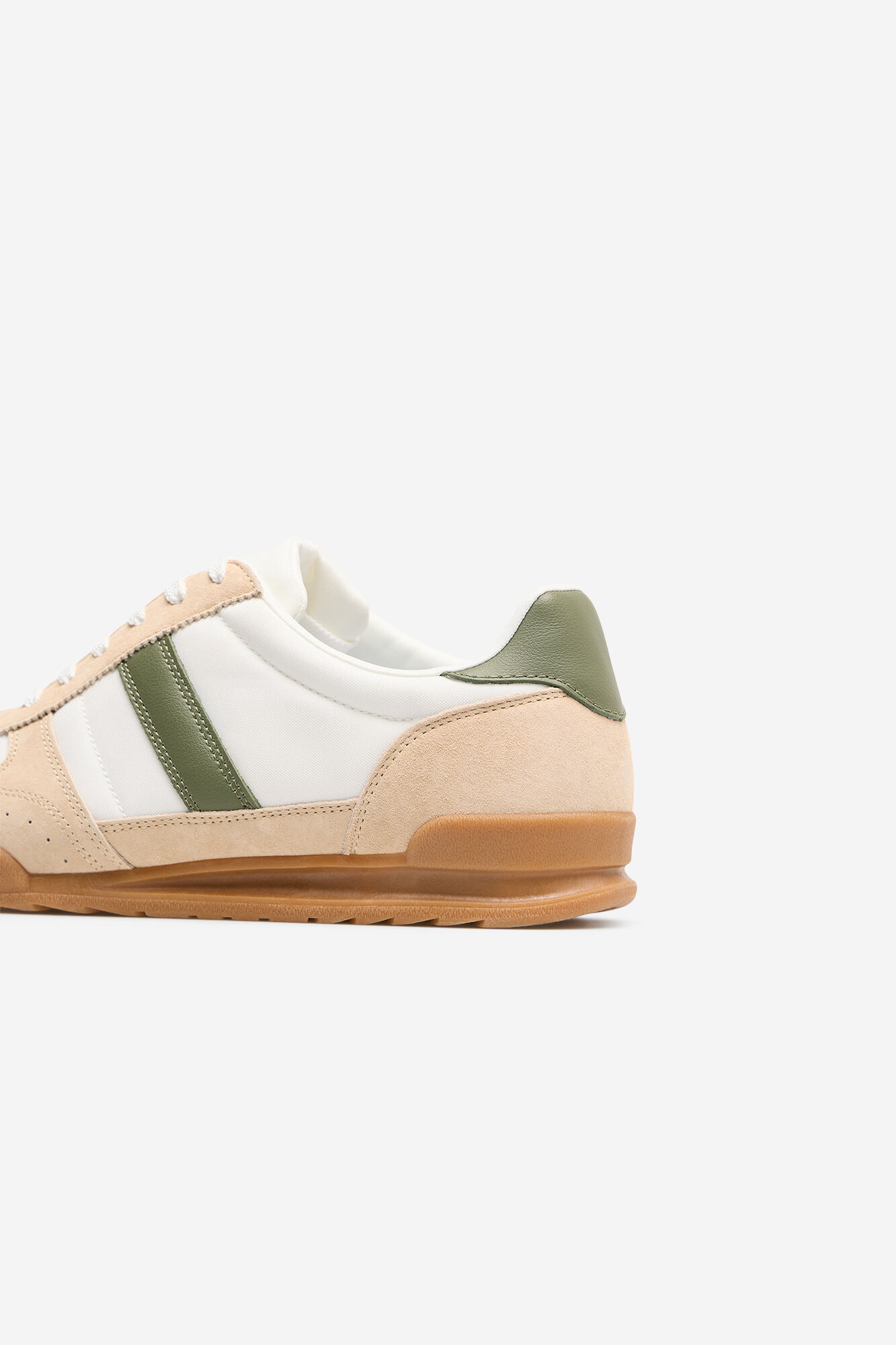 Cortefiel Leather and textile sneaker White