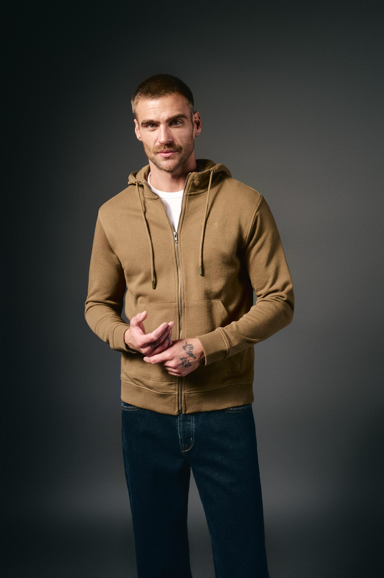 OOTO Sweatshirt com capuz Castanho