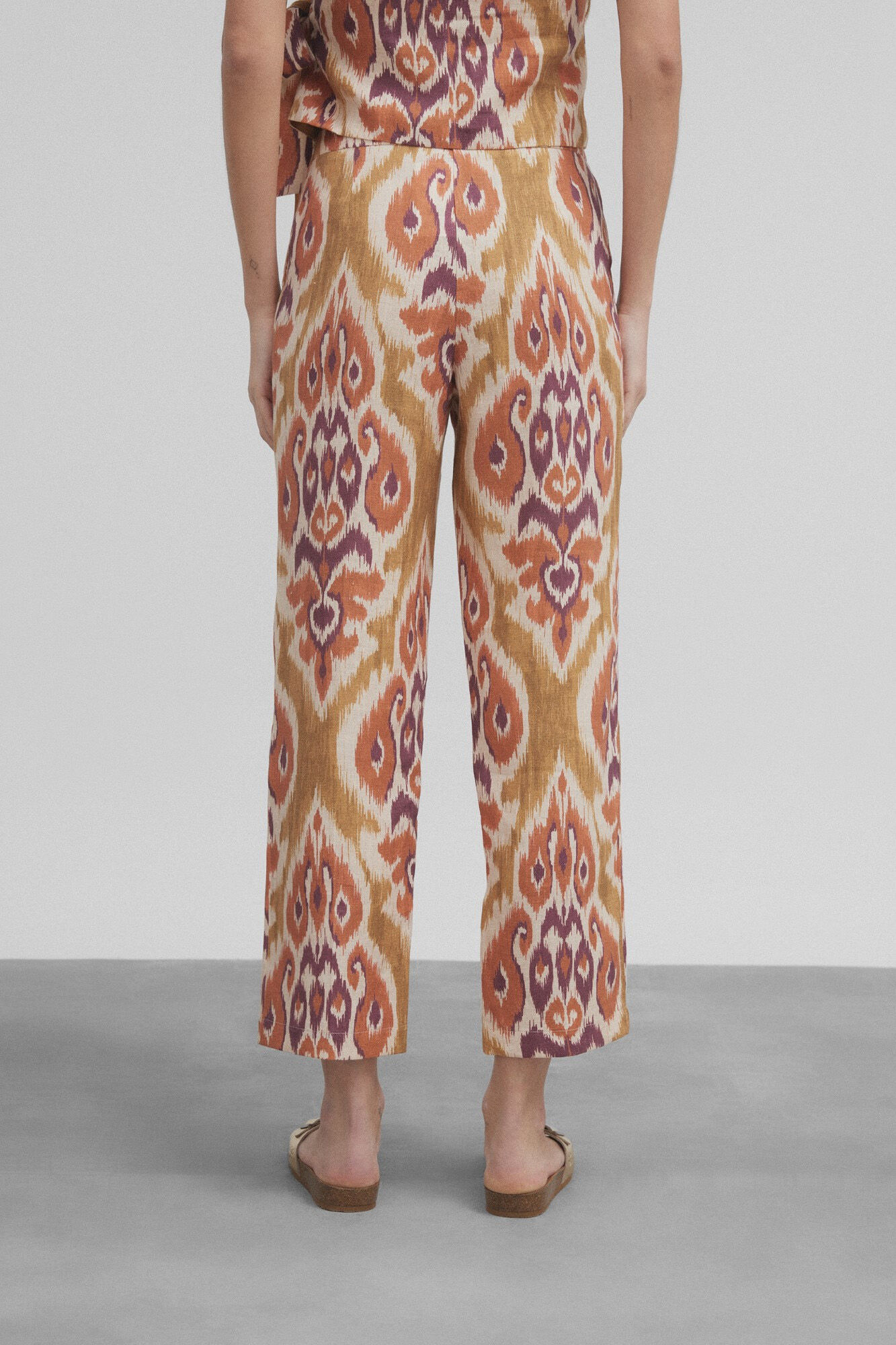 Silbon Ikat-print linen trousers Printed beige