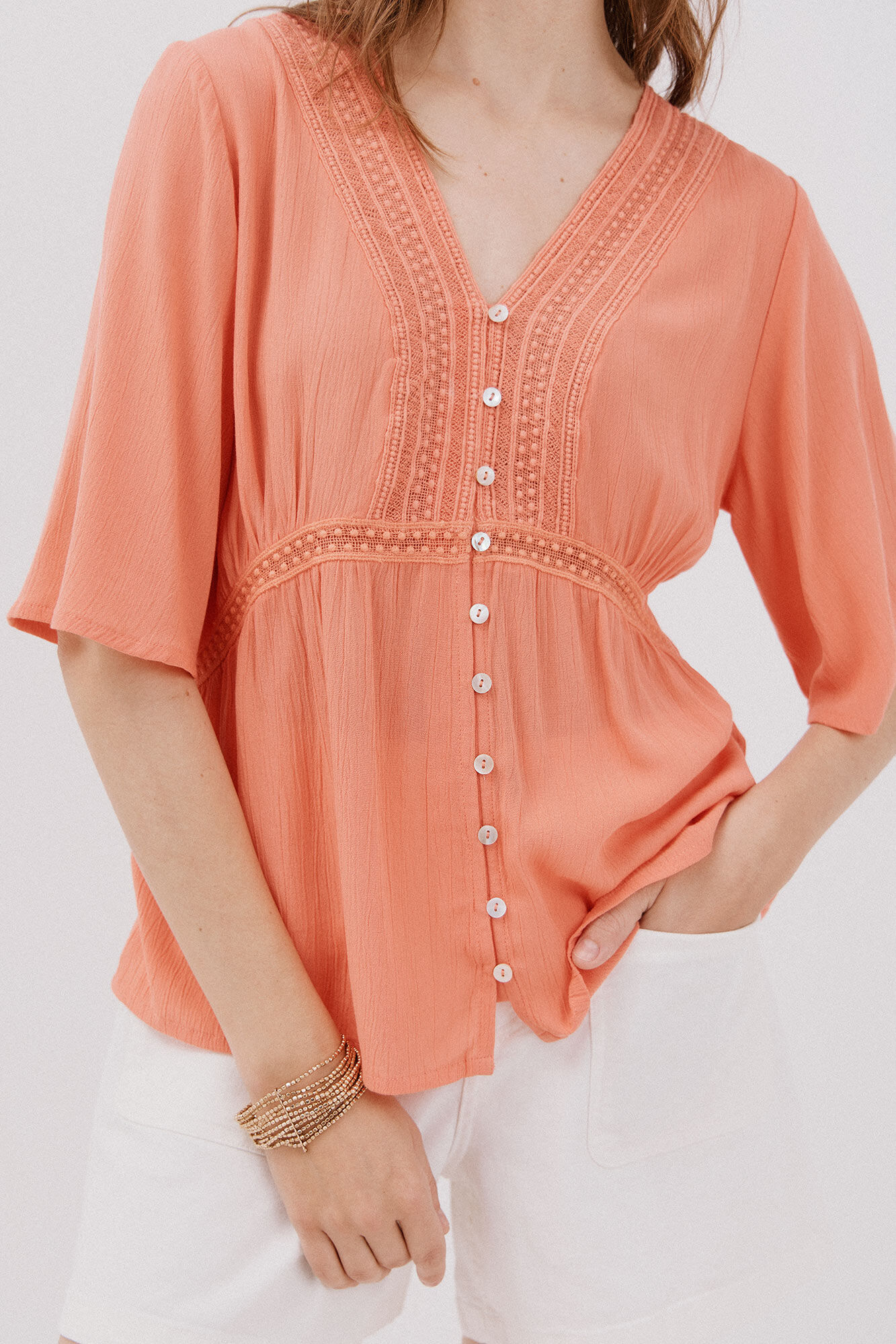 Cortefiel Blusa de renda com babados