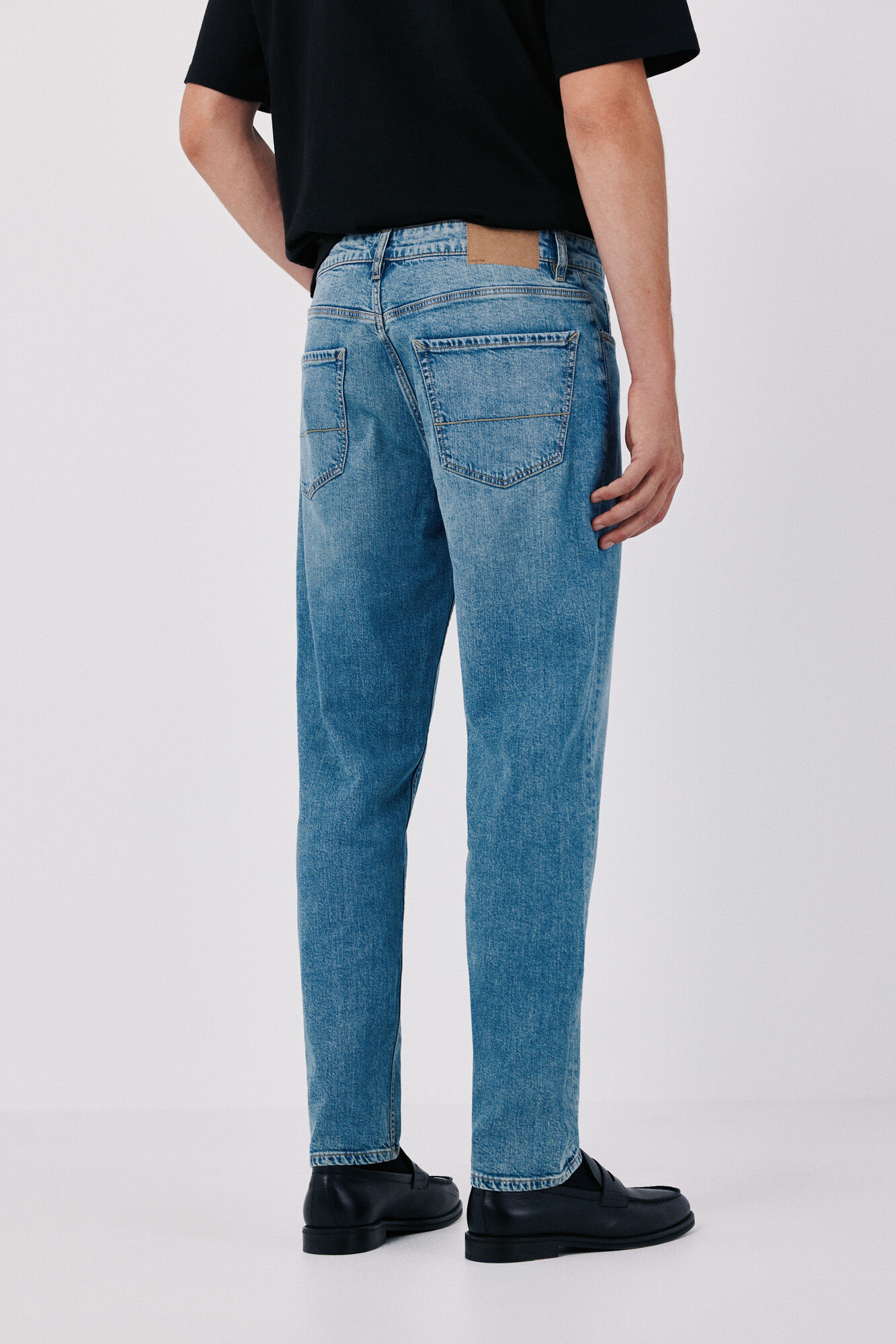 Cortefiel Lightweight slim tapered jeans Blue