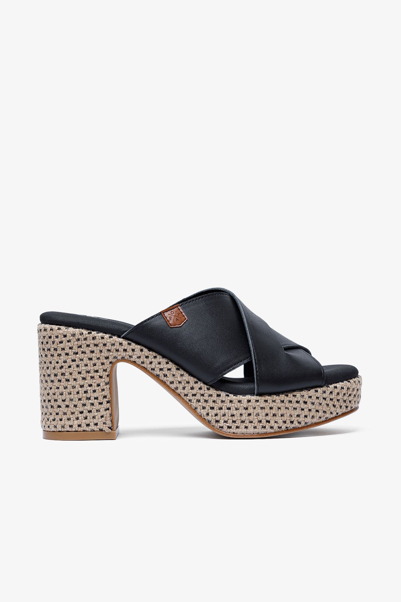 Popa Sand&aacute;lia cunha salto senhora Melibea Pele