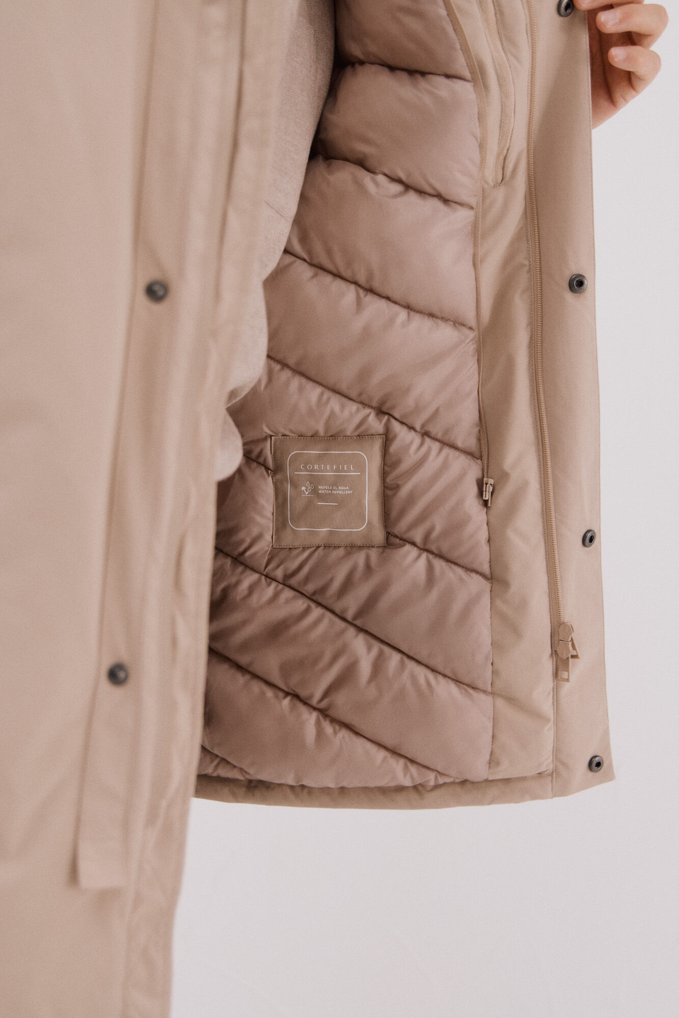 Cortefiel Parka t&eacute;cnica vistas desmontables Beige