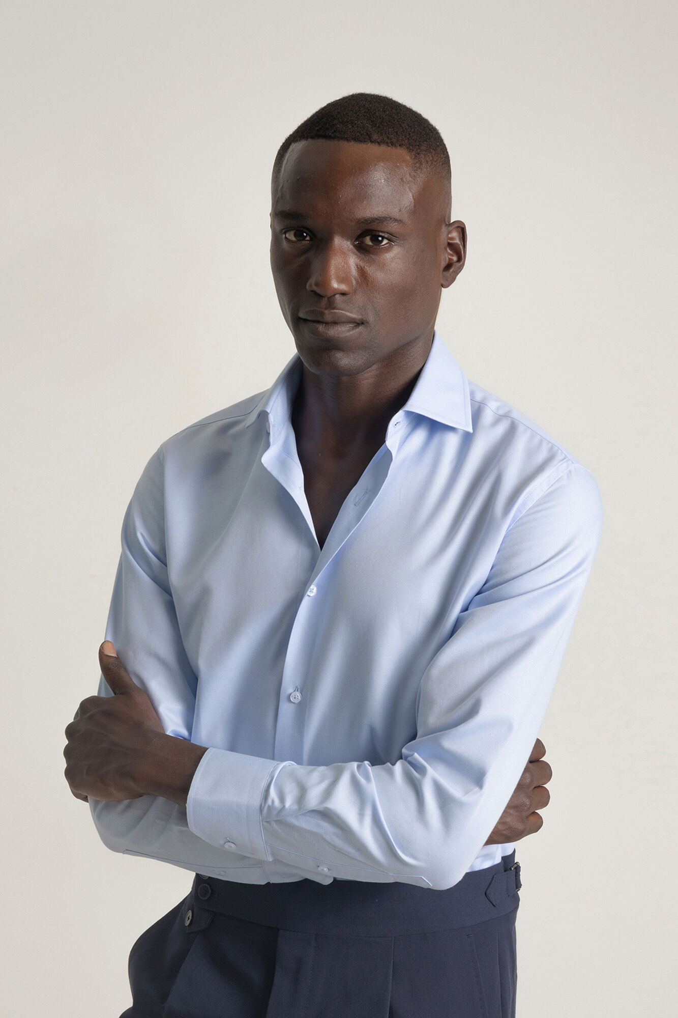 PuroEGO Camisa social de sarja de corte regular fit