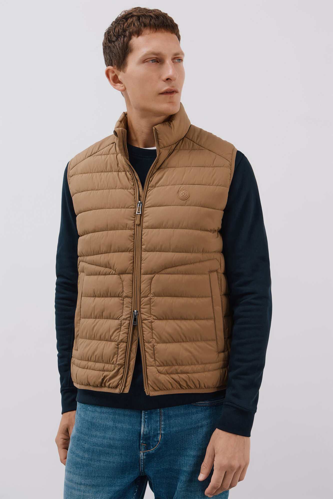 Cortefiel Ultra-light quilted gilet