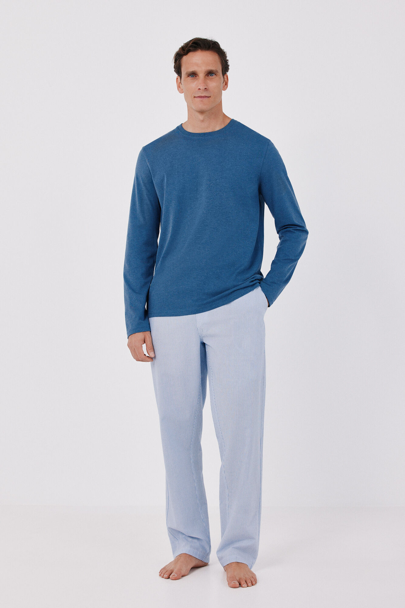 Cortefiel Jersey-knit and fabric pyjamas set
