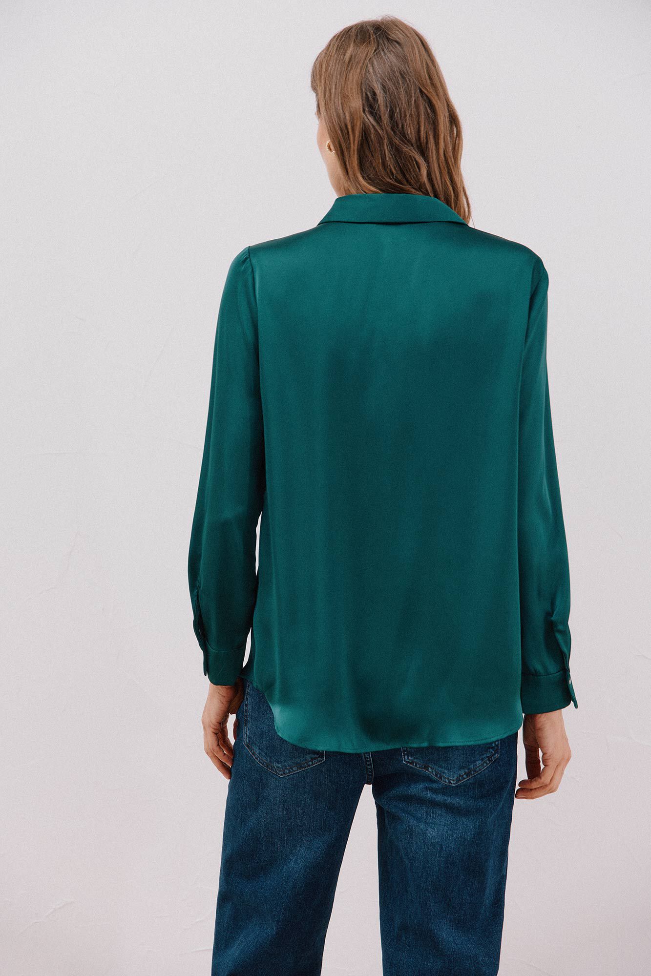 Cortefiel Satin-finish shirt Dark green