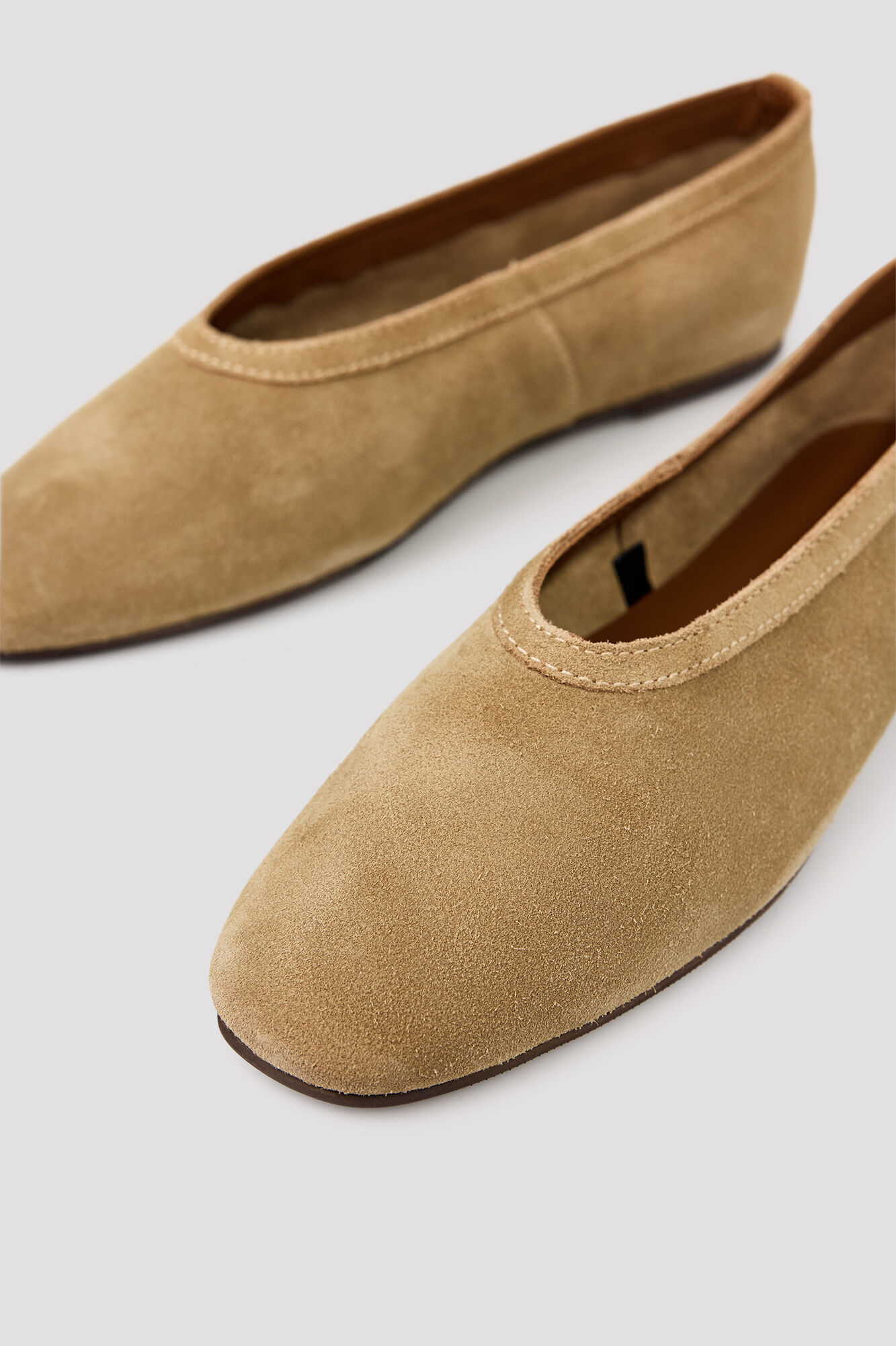 Cortefiel Suede leather ballet flats Nude
