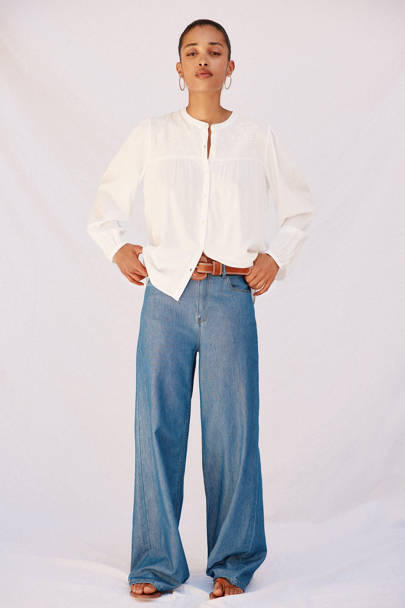 Cortefiel Blusa detalle bordado