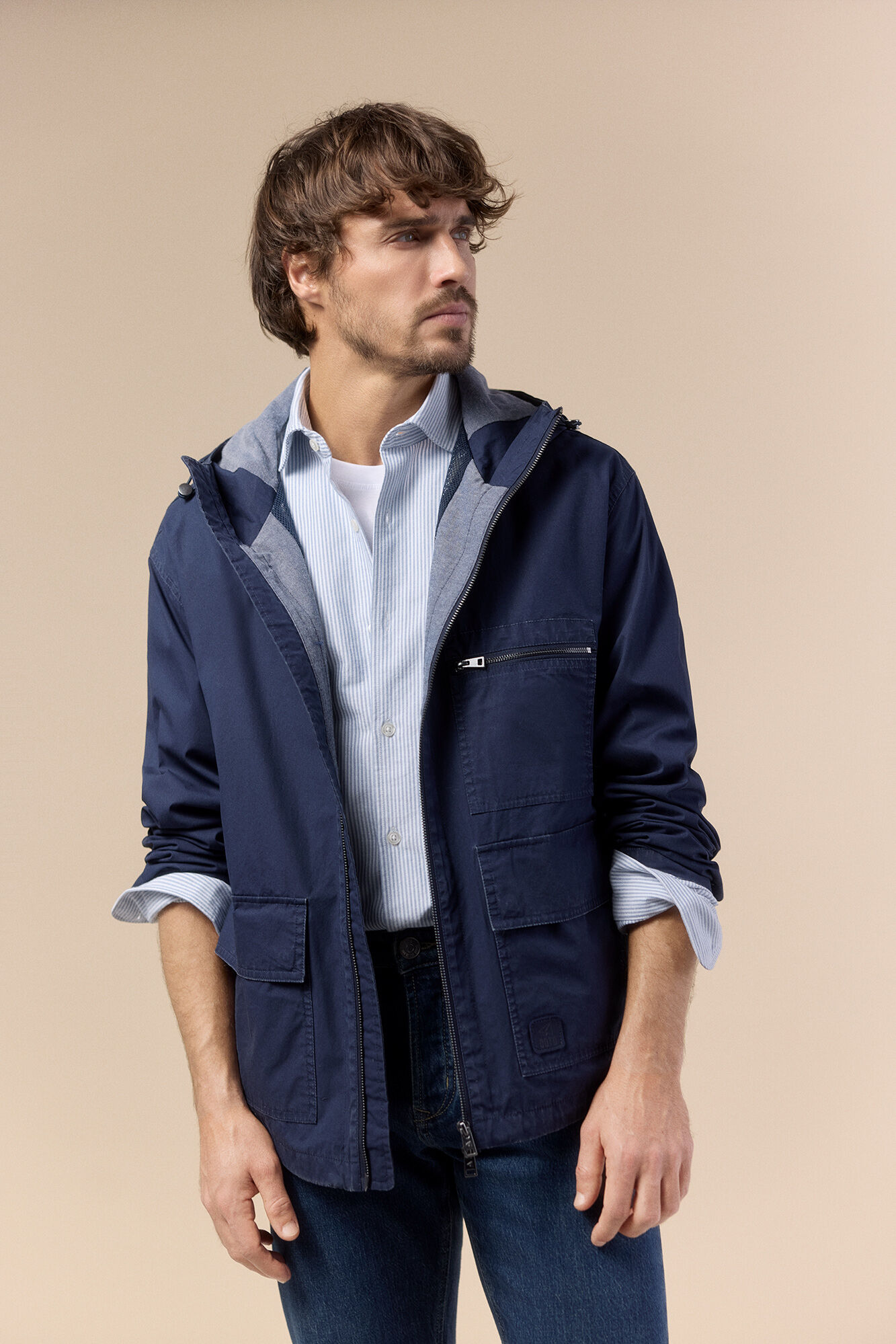 OOTO Parka corta con capucha