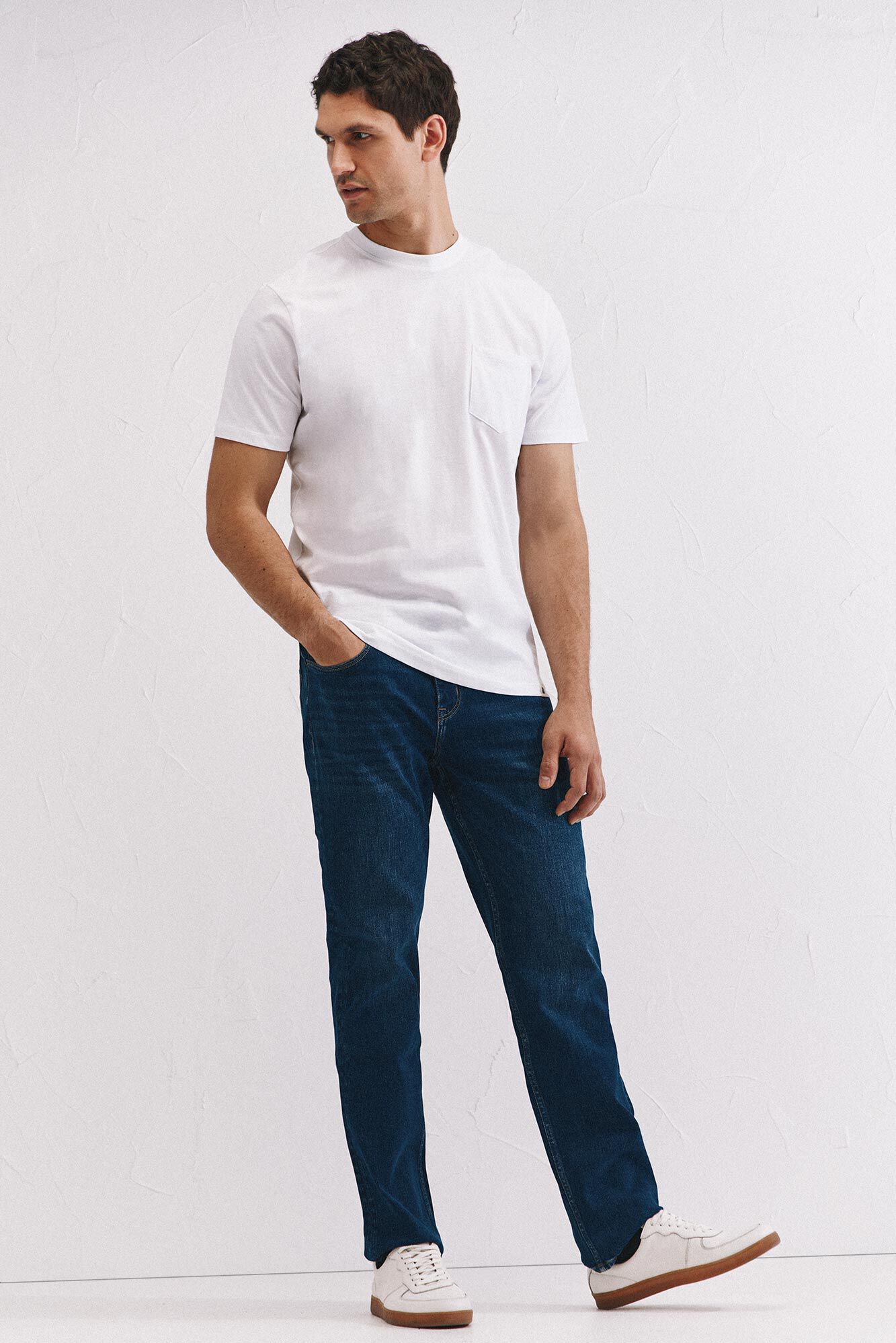 Cortefiel Basic t-shirt with pocket White