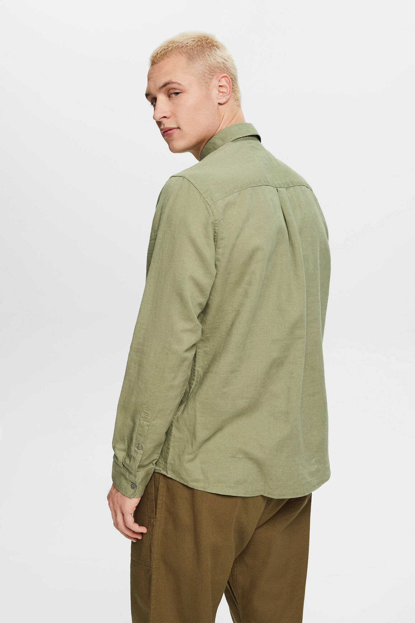 Esprit Camisa b&aacute;sica regular fit con lino Kaki