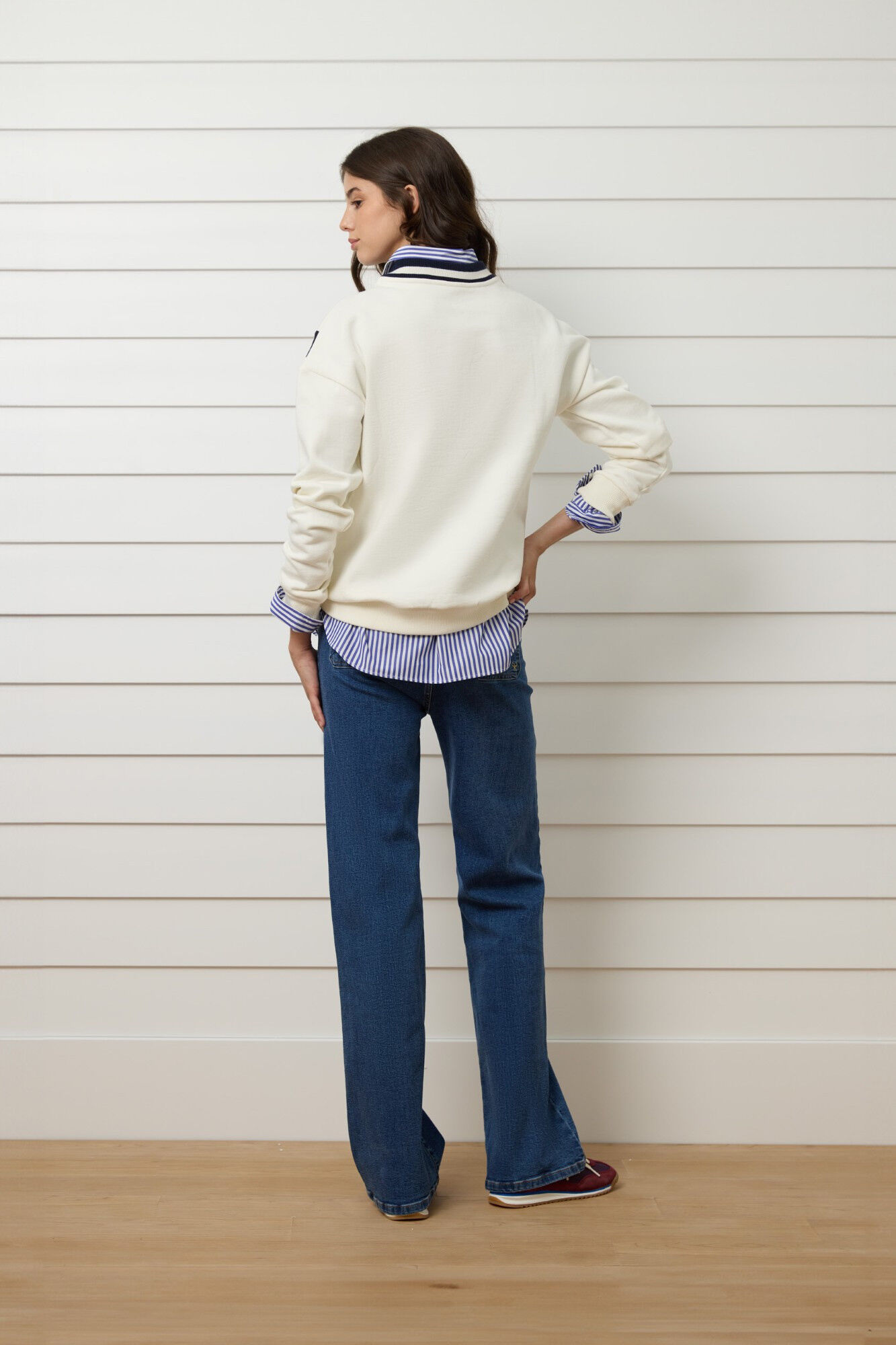 Silbon Sweatshirt feminino com escudo Ecru