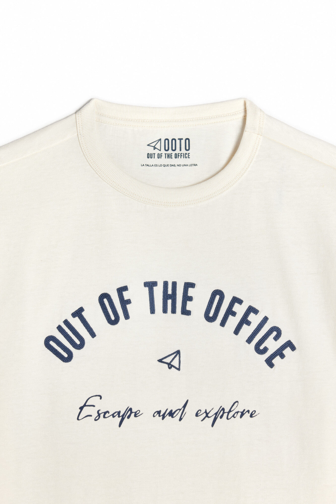 OOTO T-shirt with Out of the Office embroidery Ivory