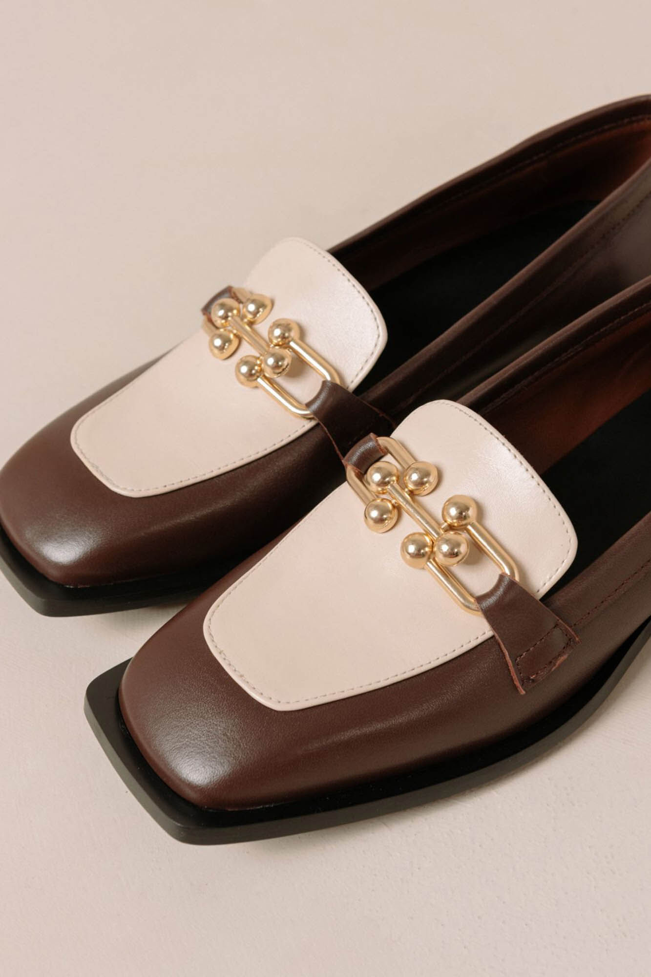 Alohas Spotlight Coffee Brown Dark brown